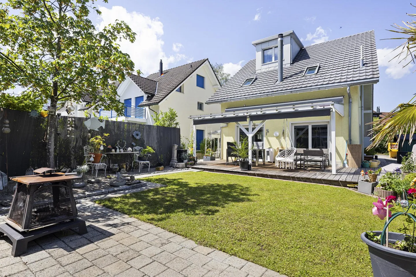 Spacious Family Oasis in a Central and Quiet Location - Photo 11 of 14