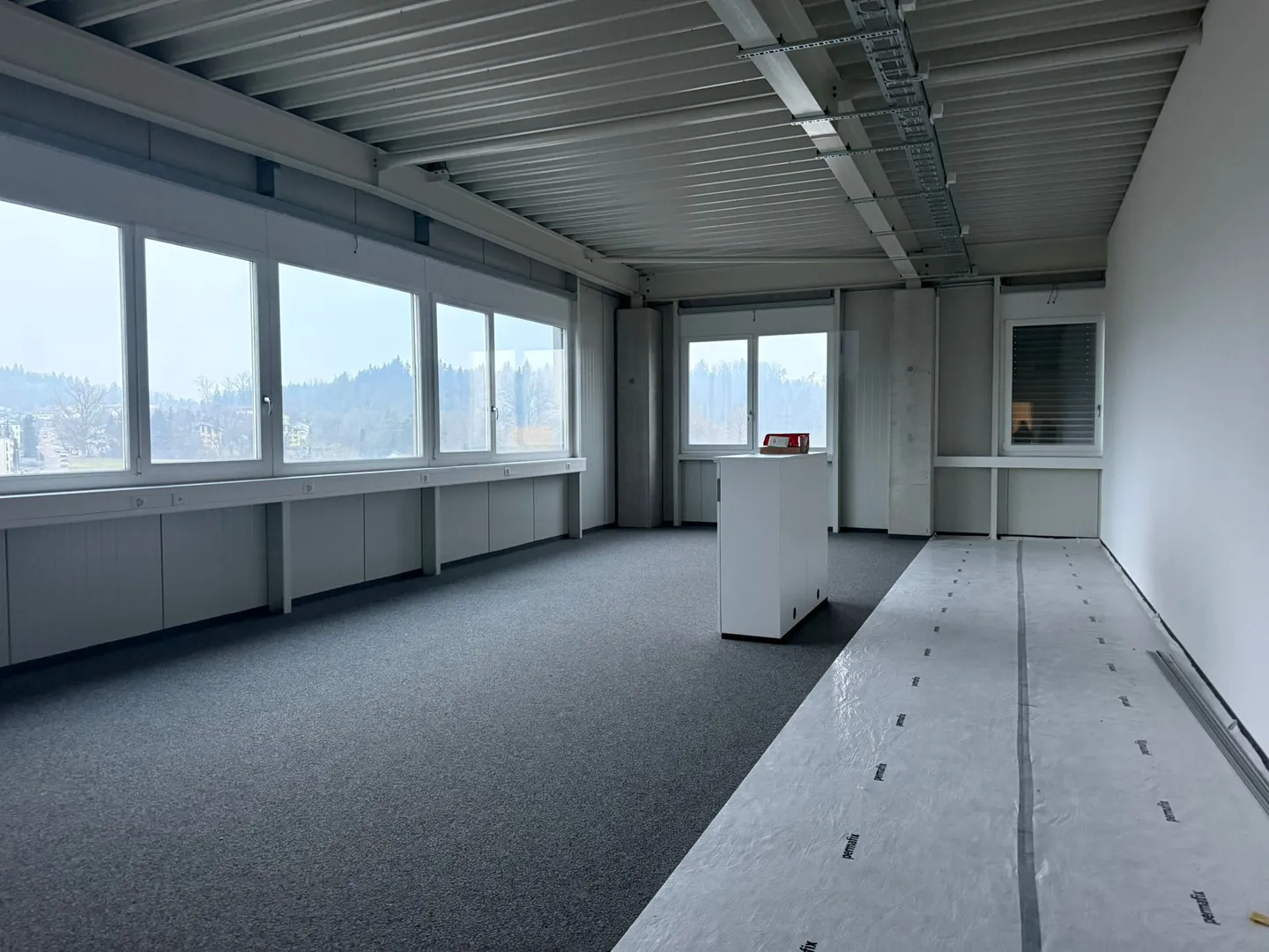 Cerchi un piccolo ufficio? Perfetto per le start-up! - Foto 3 di 5