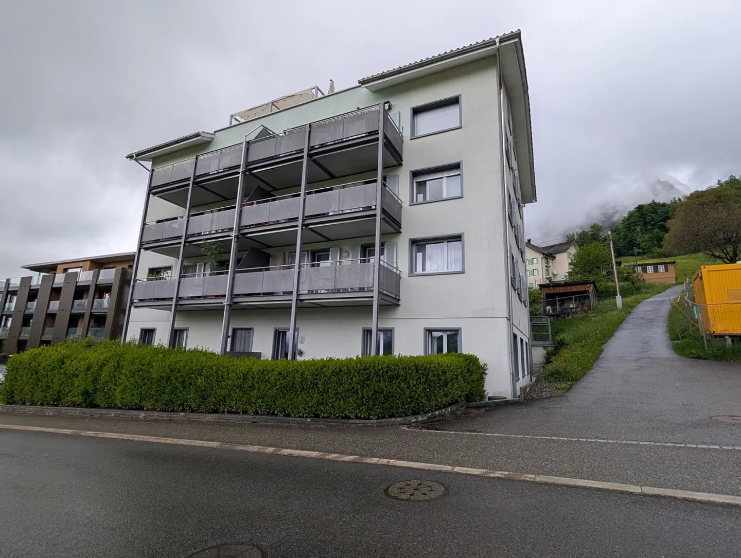 Charmante Wohnung mit Bergblick - Foto 8 von 9