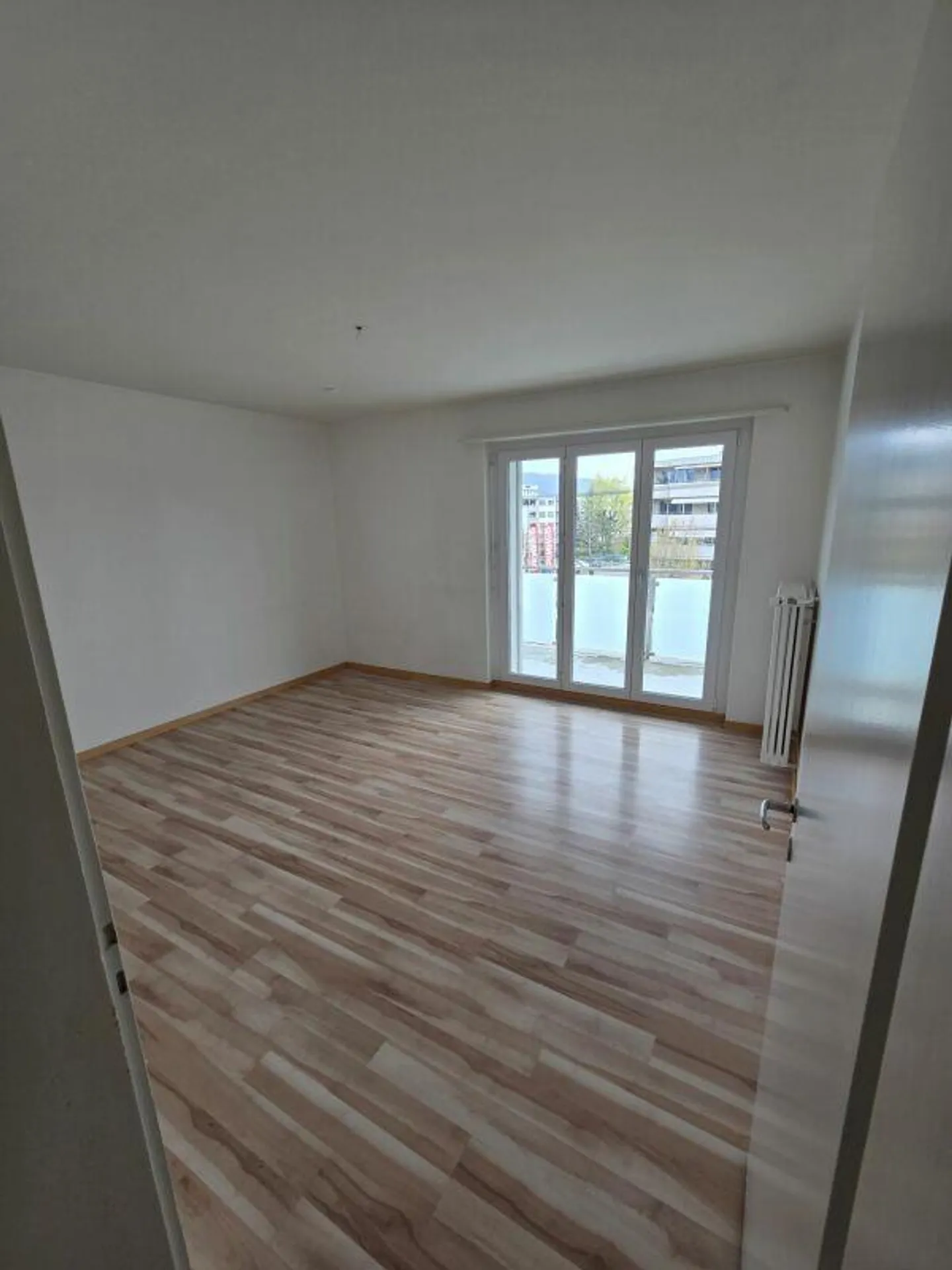 Vivere accogliente e centrale con balcone! - Foto 2 di 8