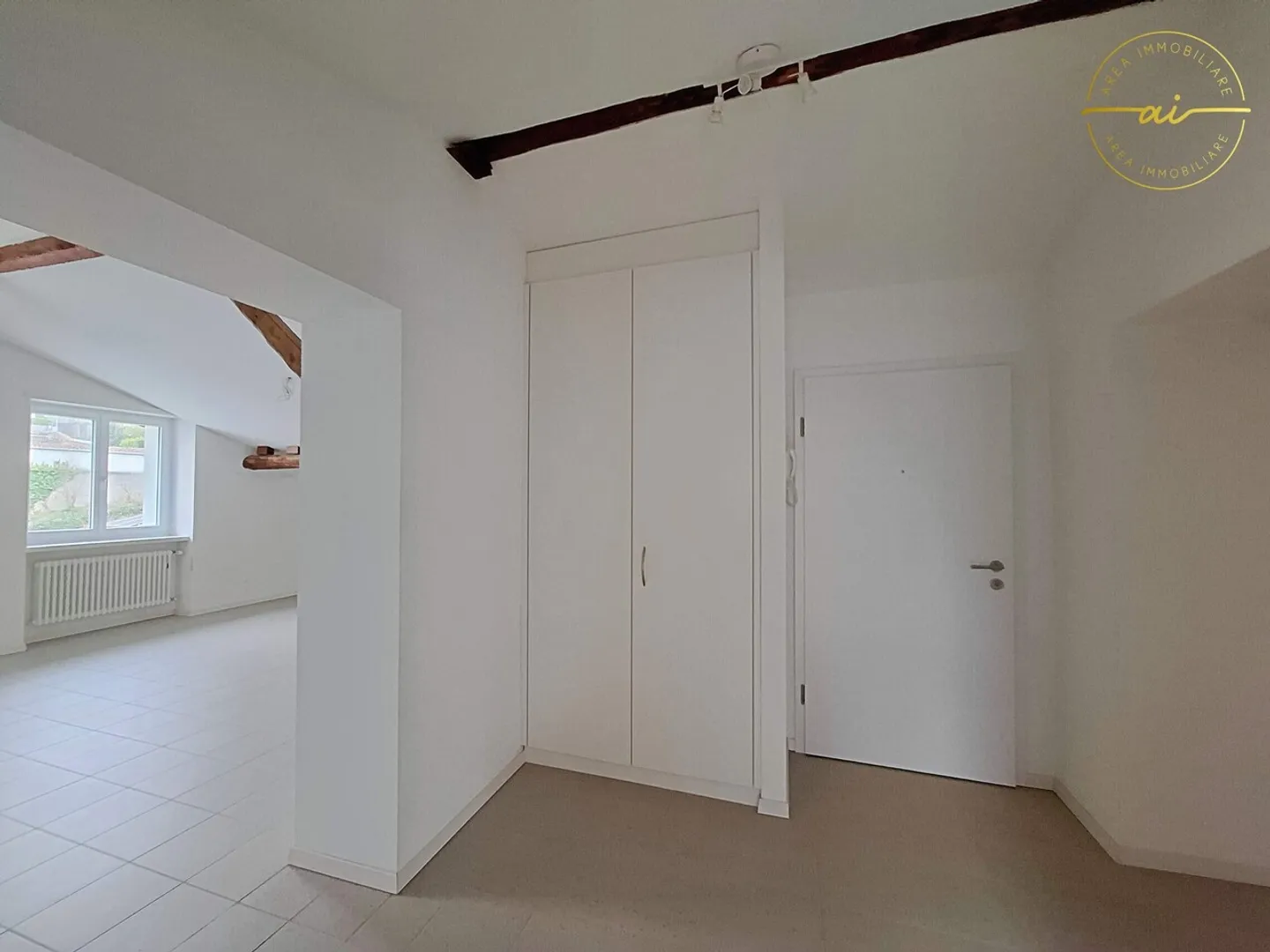 ATTIC AVEC 3.5 CHAMBRES - Photo 8 sur 9