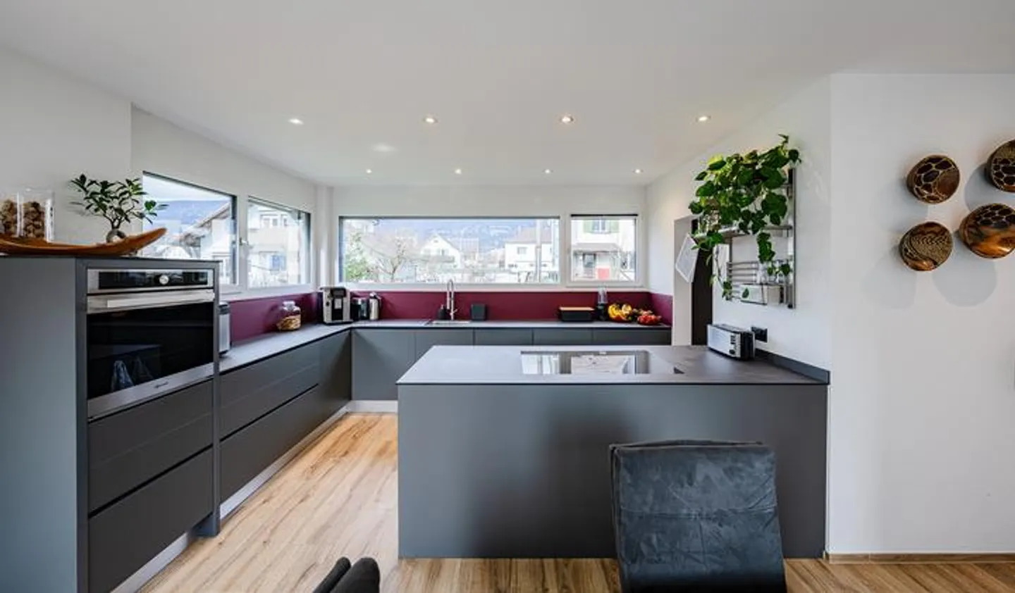 Elegantes Familienhaus mit Terrasse - Foto 6 von 9