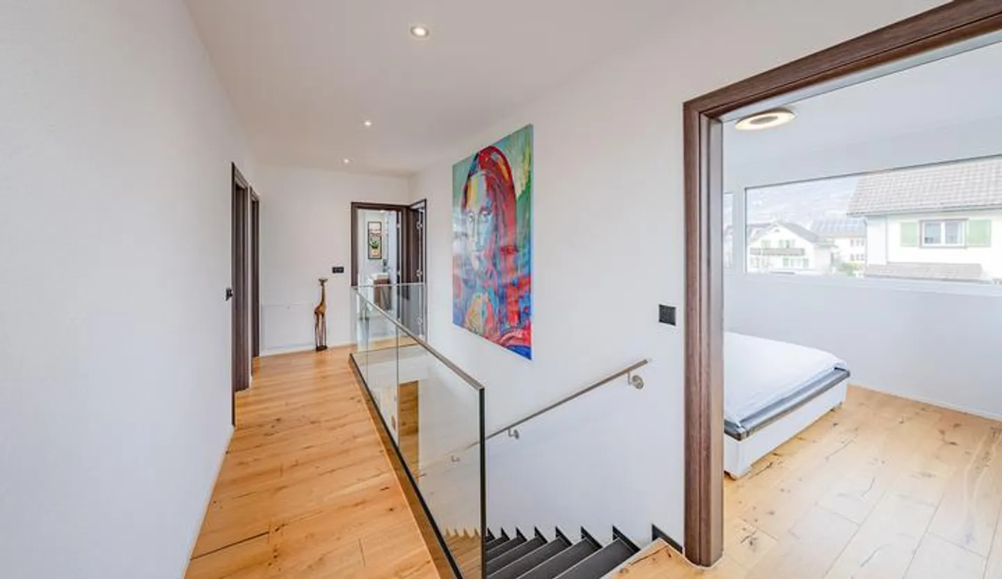 Elegantes Familienhaus mit Terrasse - Foto 8 von 9