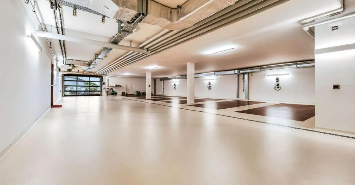 Außergewöhnliche Villa - Zeitgenössisches Design und Hochwertige Annehmlichkeiten - Foto 10 von 11