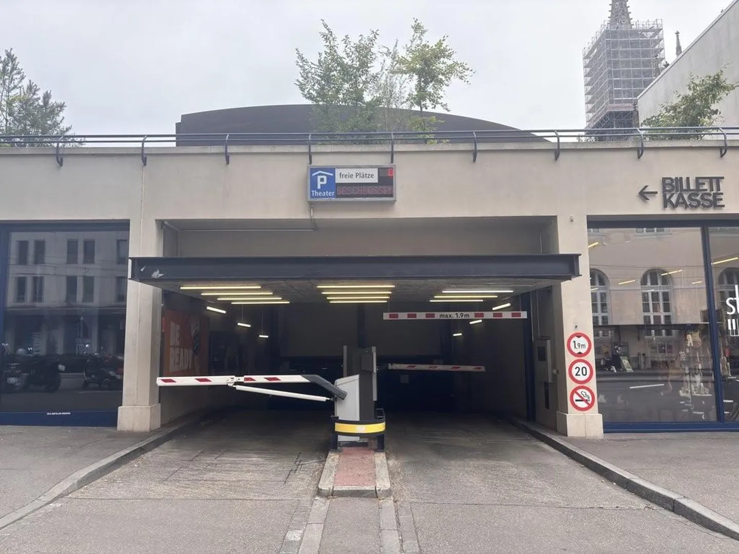 Posto auto nel centro della città - Foto 1 di 1