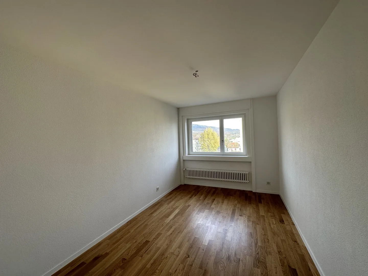 Bel appartement de 3,5 pièces entièrement rénové ! - Photo 8 sur 9