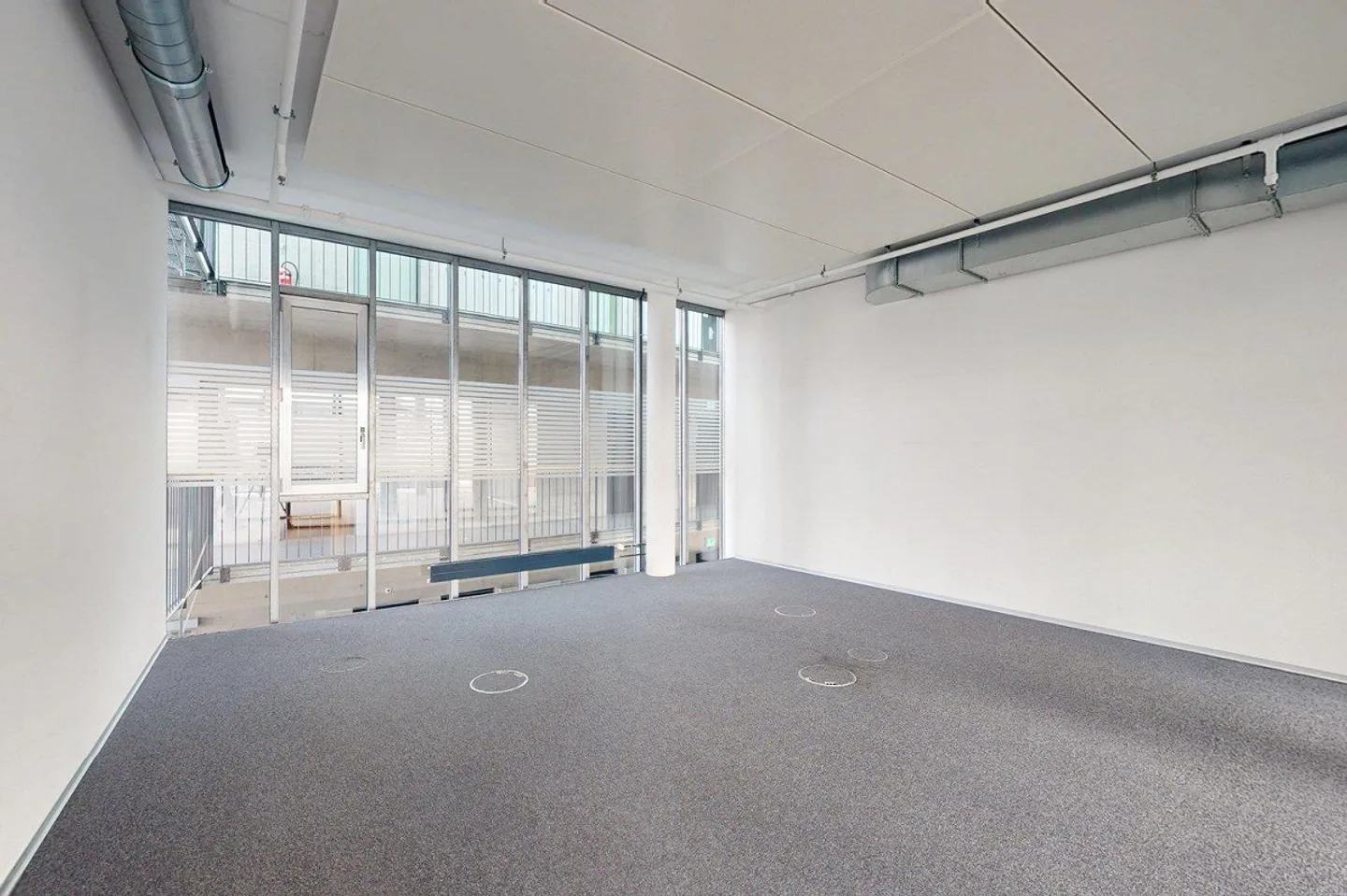 Modernes Büro in Zollikofen - Foto 7 von 11