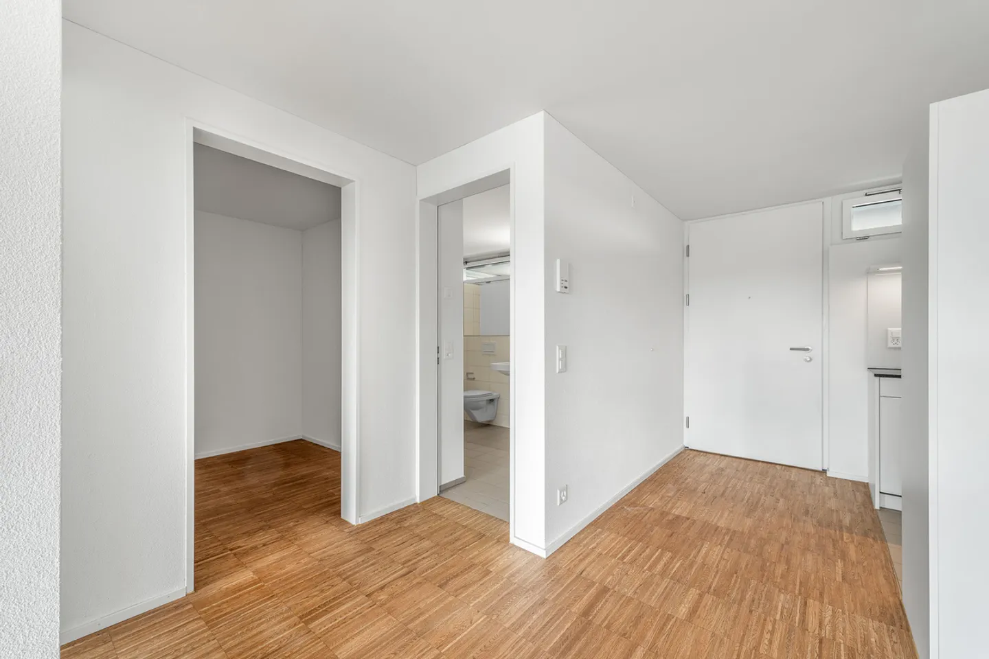 Vivre en ville au cœur d'Emmen – appartement moderne de 2,5 pièces avec B... - Photo 7 sur 12