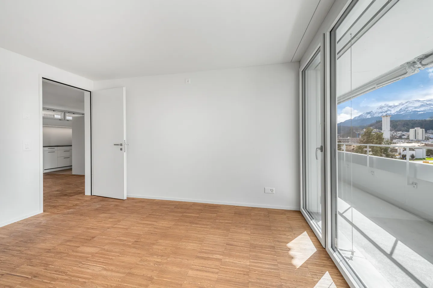 Vivre en ville au cœur d'Emmen – appartement moderne de 2,5 pièces avec B... - Photo 9 sur 12