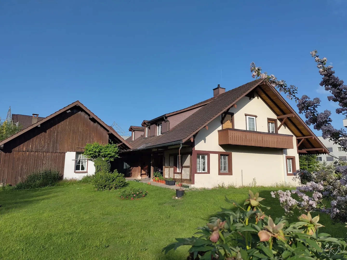 Charmante Dachwohnung in Aarburg - Foto 1 von 9