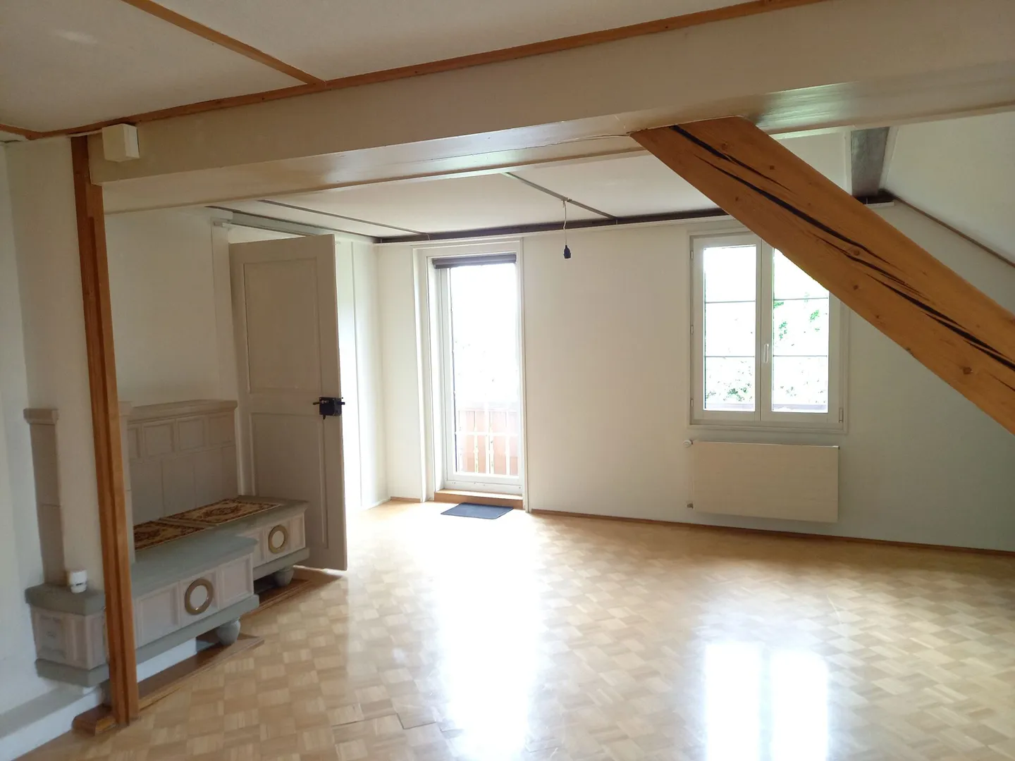 Charmante Dachwohnung in Aarburg - Foto 8 von 9