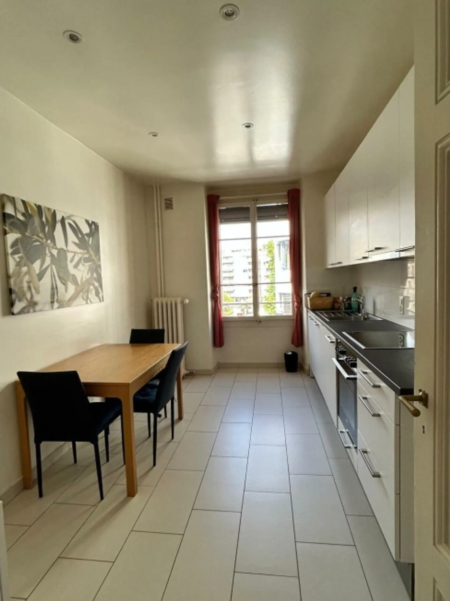 «Très bel appartement meublé de 3 pièces au style ancien à Saint-Jean» - Photo 3 sur 8