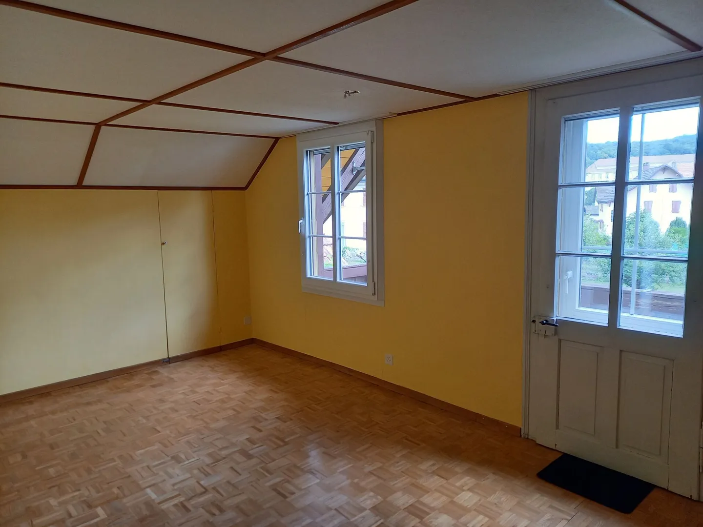 Charmante Dachwohnung in Aarburg - Foto 7 von 9