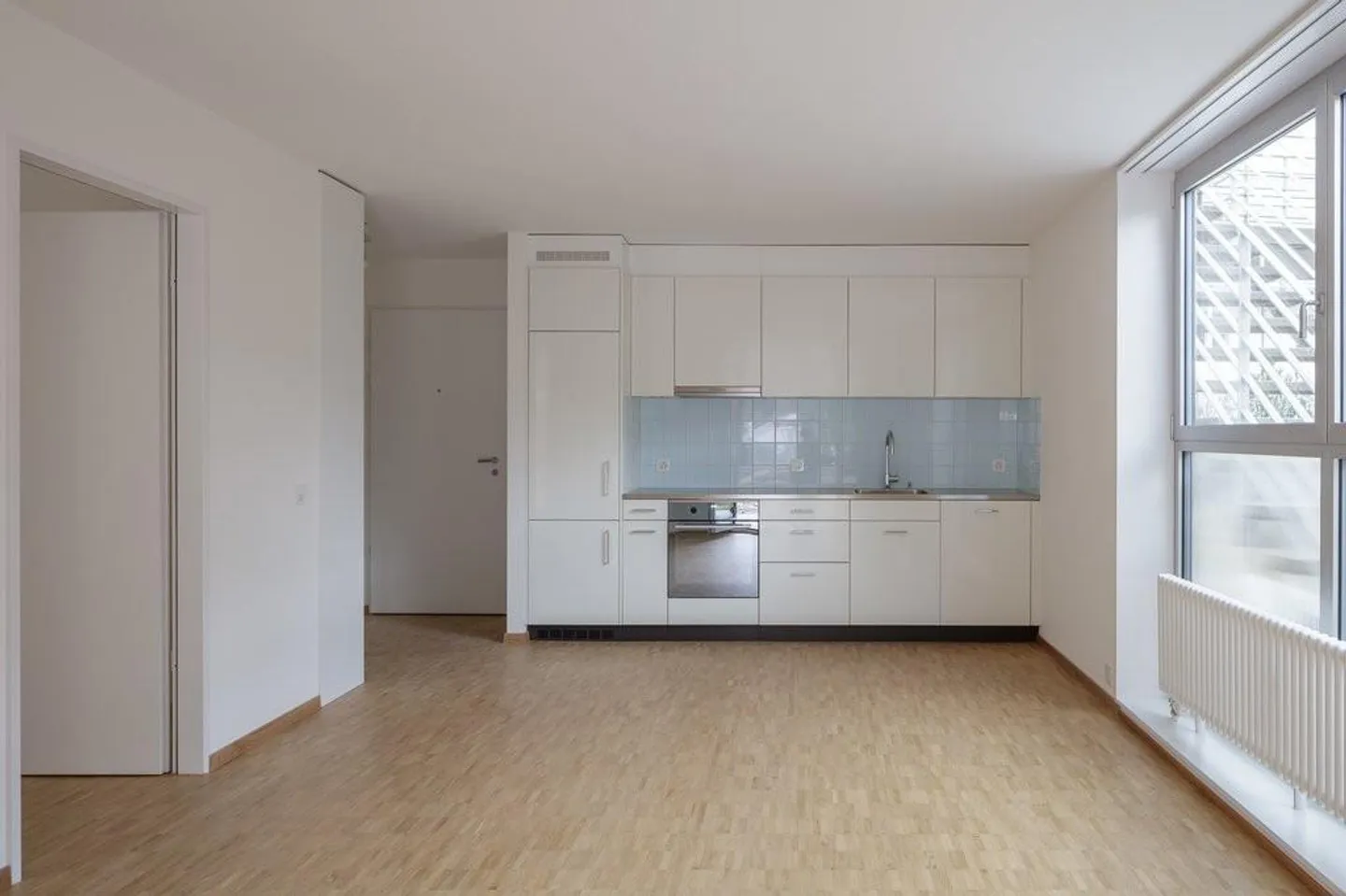 Appartamento ristrutturato in un vivace quartiere urbano - Foto 2 di 5