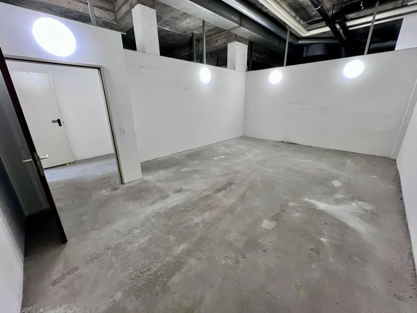 Spazi per uso archivio/magazzino nel centro città da 15 a 50 m² - Foto 4 di 6
