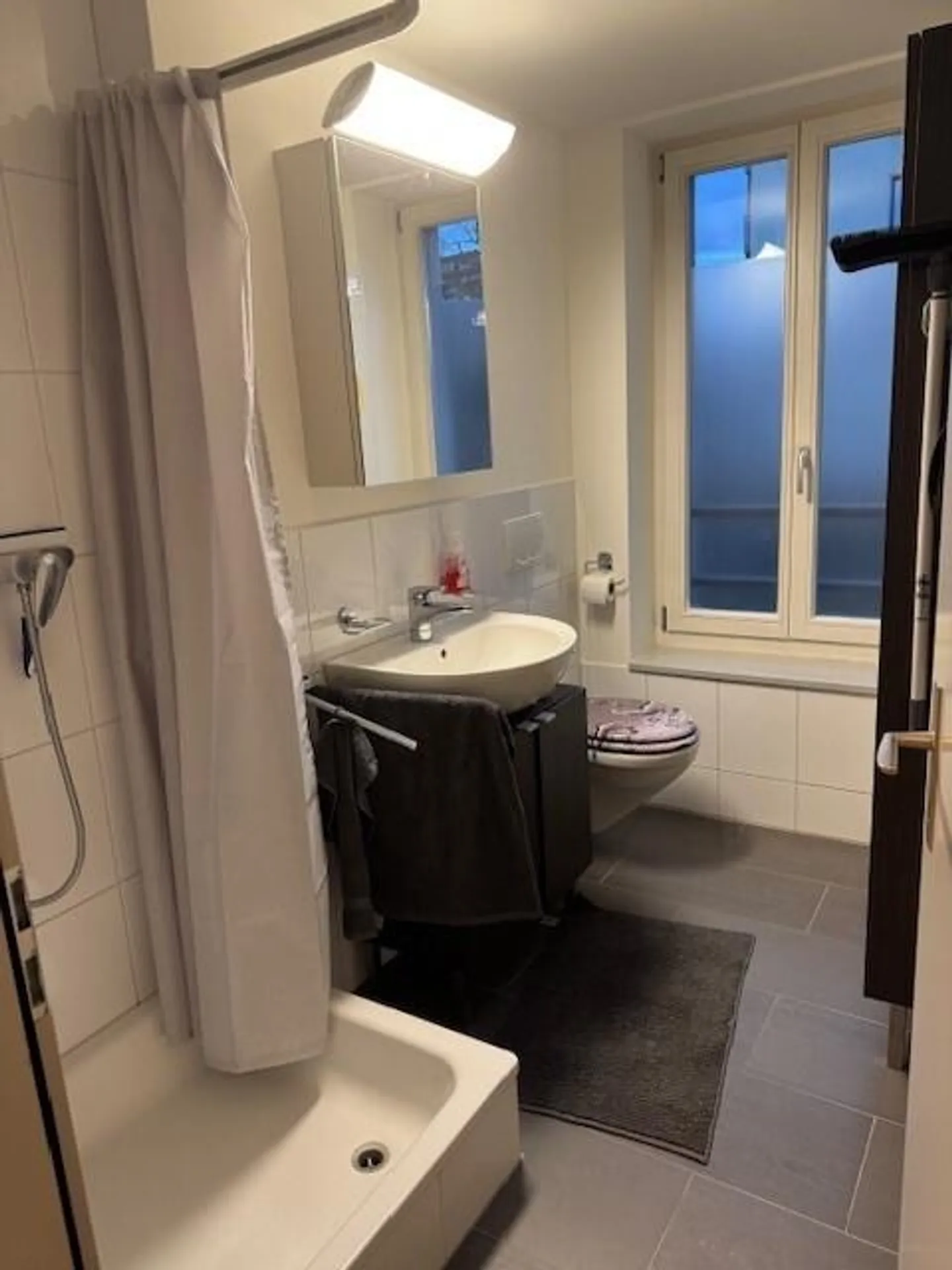 Cozy 2-room apartment near city center - Photo 6 of 8