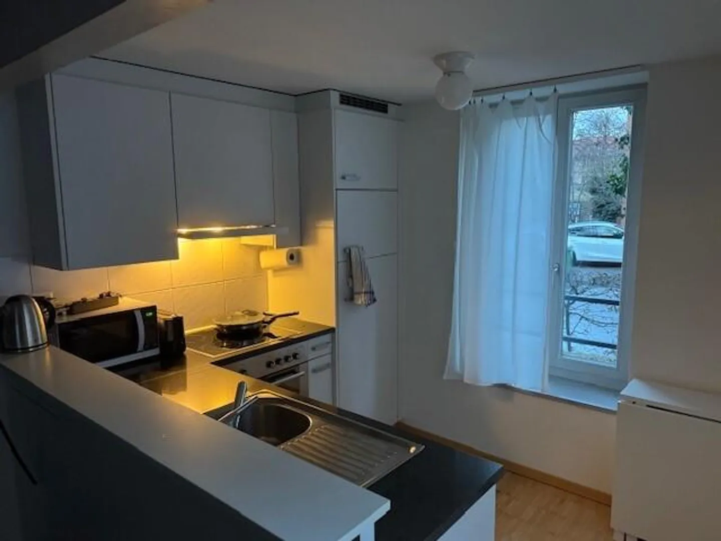 Cozy 2-room apartment near city center - Photo 2 of 8