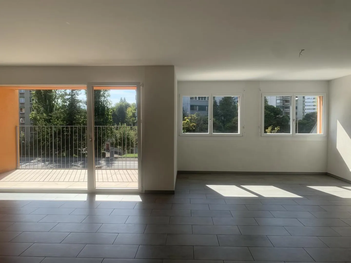 Alloggio spazioso, 4.5 stanze a Chavannes-près-Renens - Foto 2 di 11