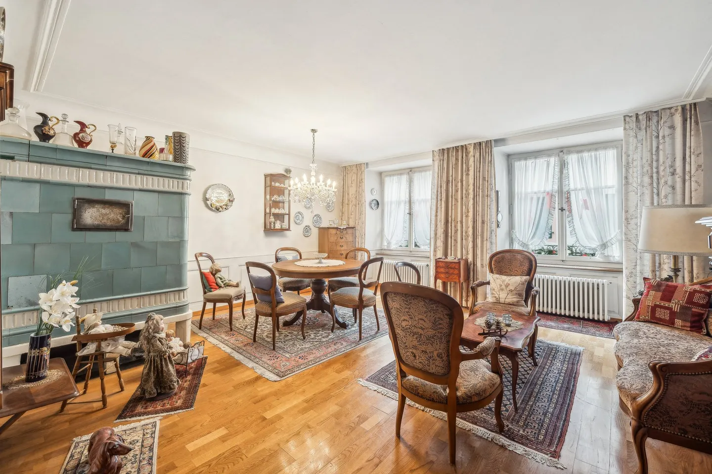 Charming Duplex in Historic Area - Photo 3 of 11