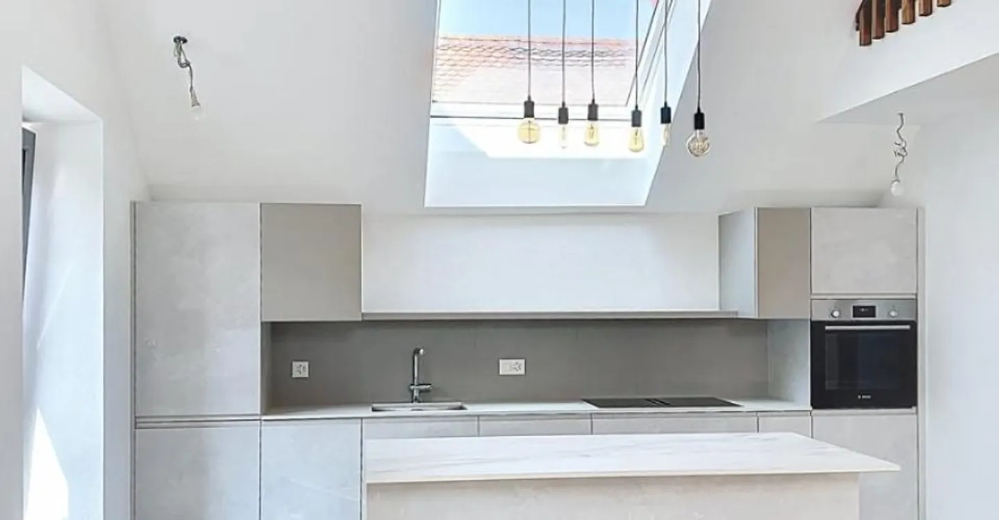 Mixed-Use Building in Bussigny - Photo 7 of 12