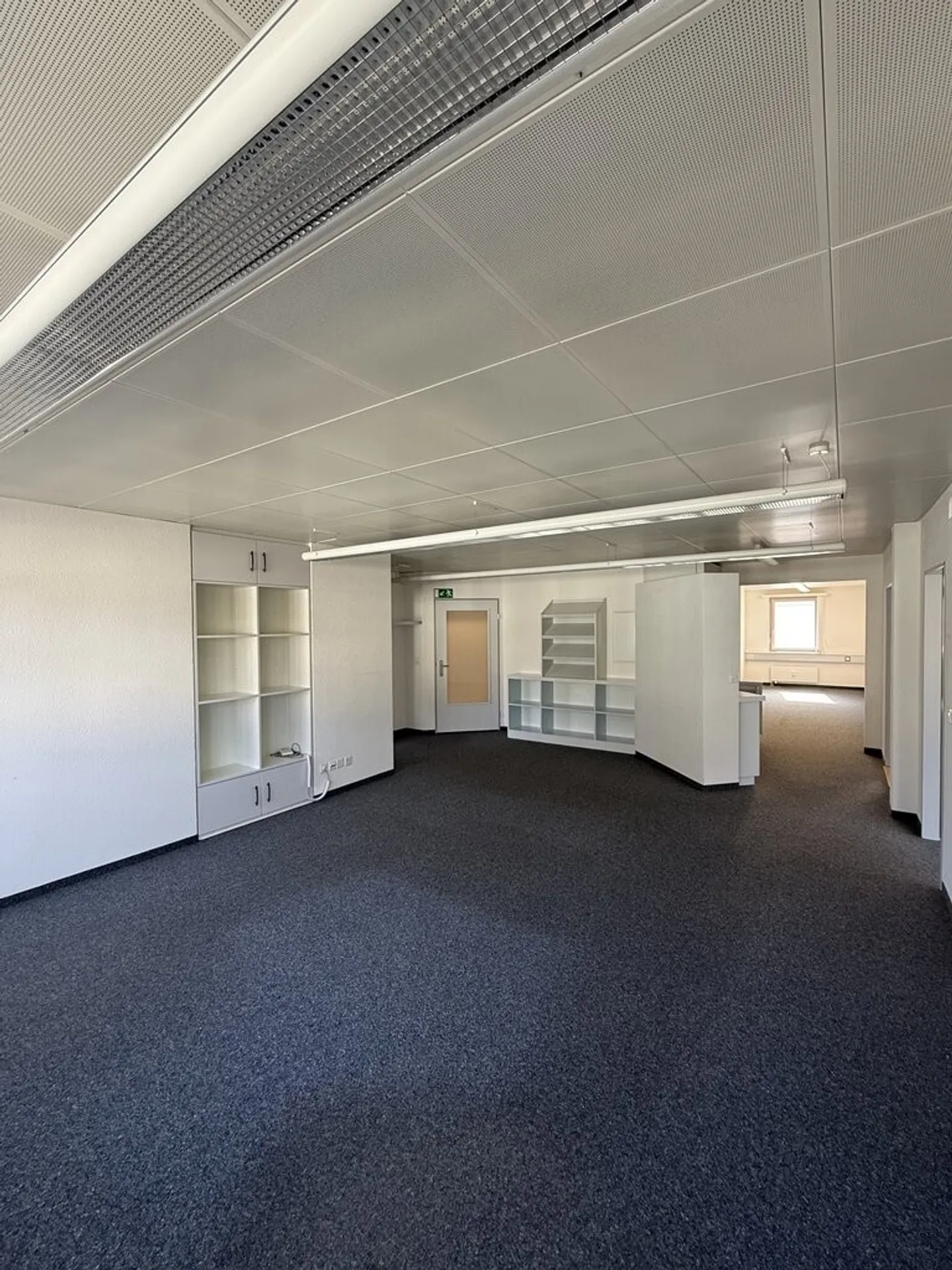 Versatile Commercial Space in Herisau - Photo 4 of 12
