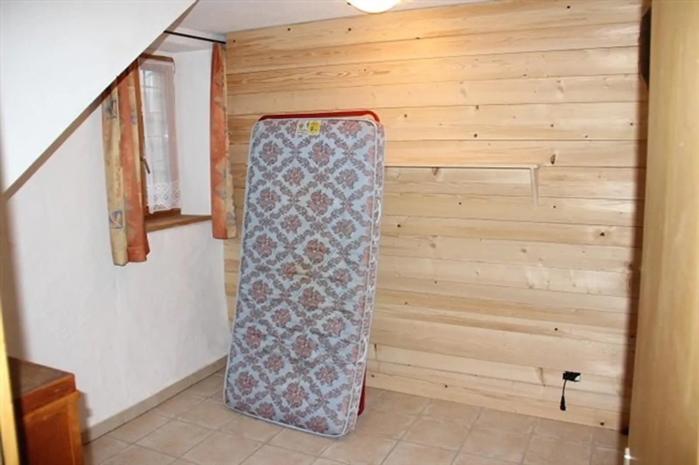 Casa singola in affitto - Foto 5 di 12