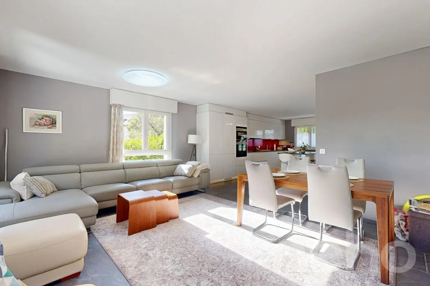 Stunning semi-detached house with breathtaking views of the forest - Photo 7 of 12