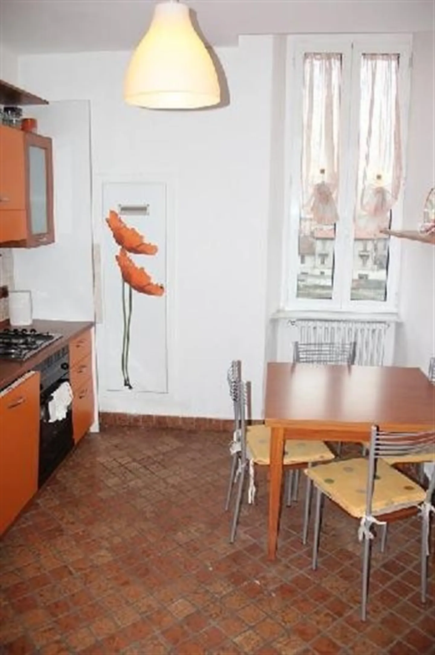 «2 1/2-Zi-Whg. obersten Geschoss 200 von CH-Grenze» - Foto 4 von 8