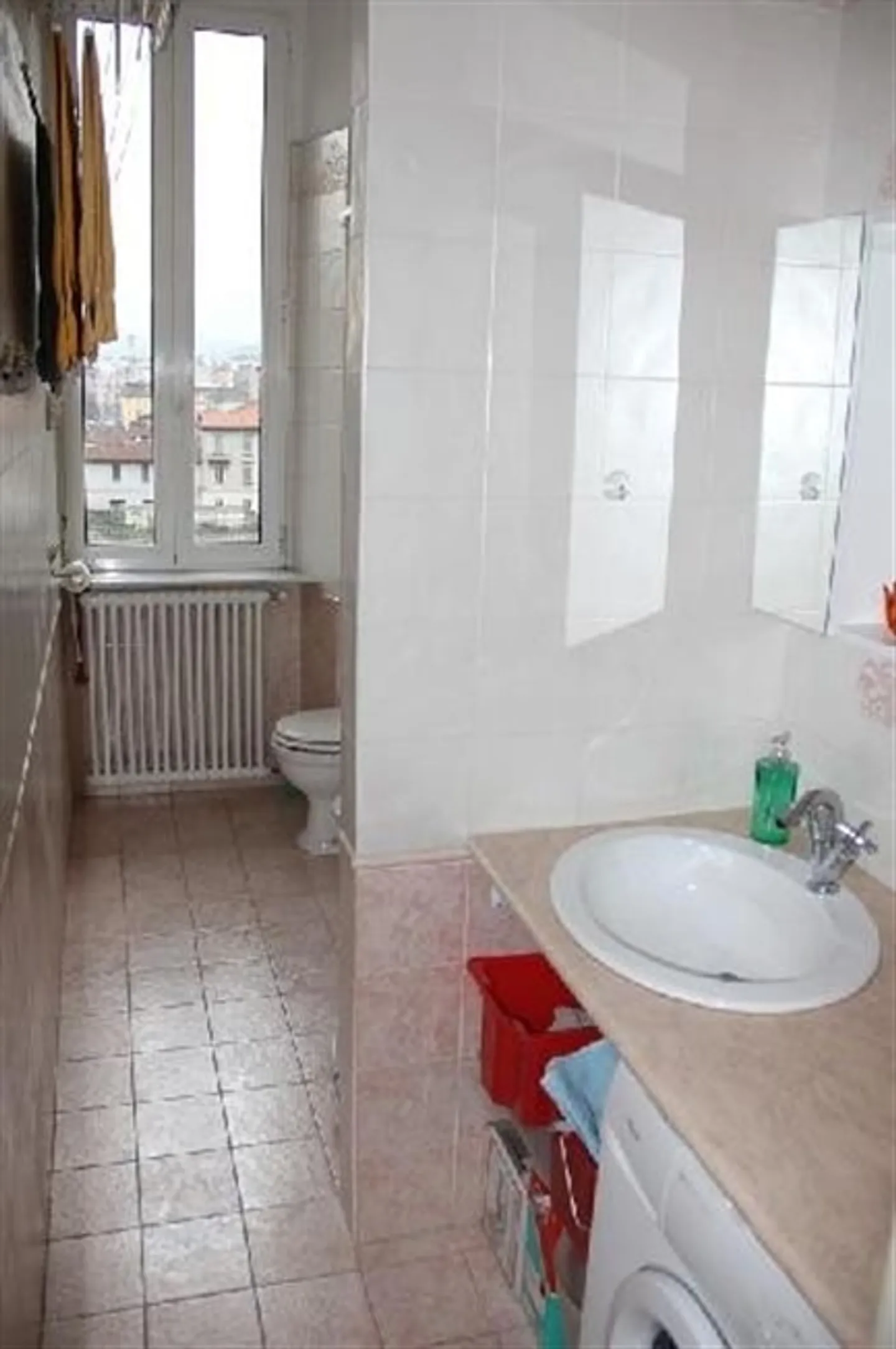 «2 1/2-Zi-Whg. obersten Geschoss 200 von CH-Grenze» - Foto 6 von 8