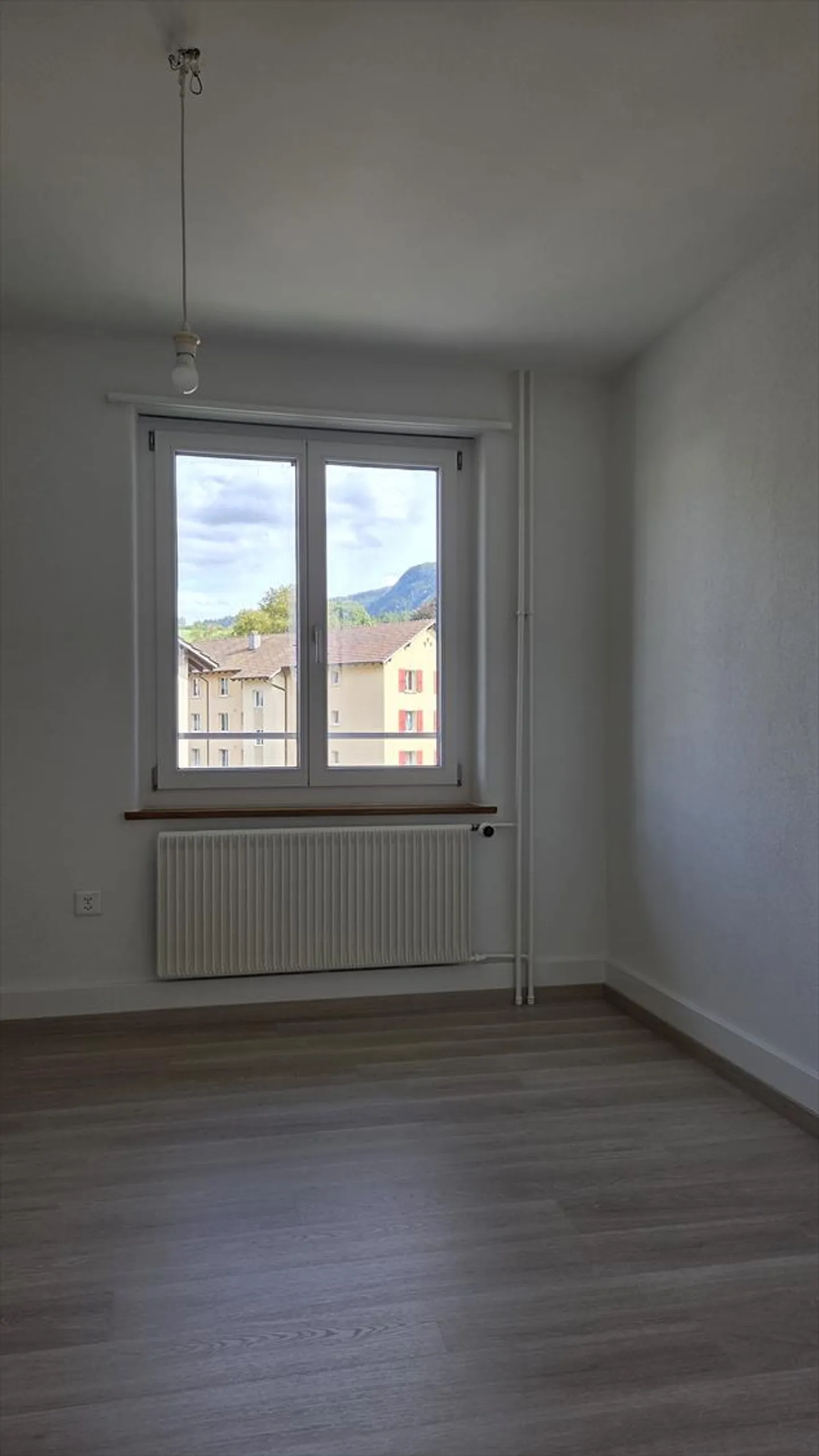 Wohnung in einem kleinen 3-stöckigen Gebäude. - Foto 4 von 11