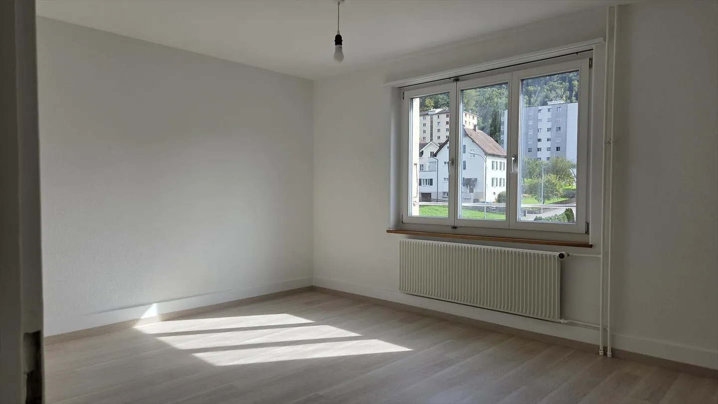 Wohnung in einem kleinen 3-stöckigen Gebäude. - Foto 5 von 11