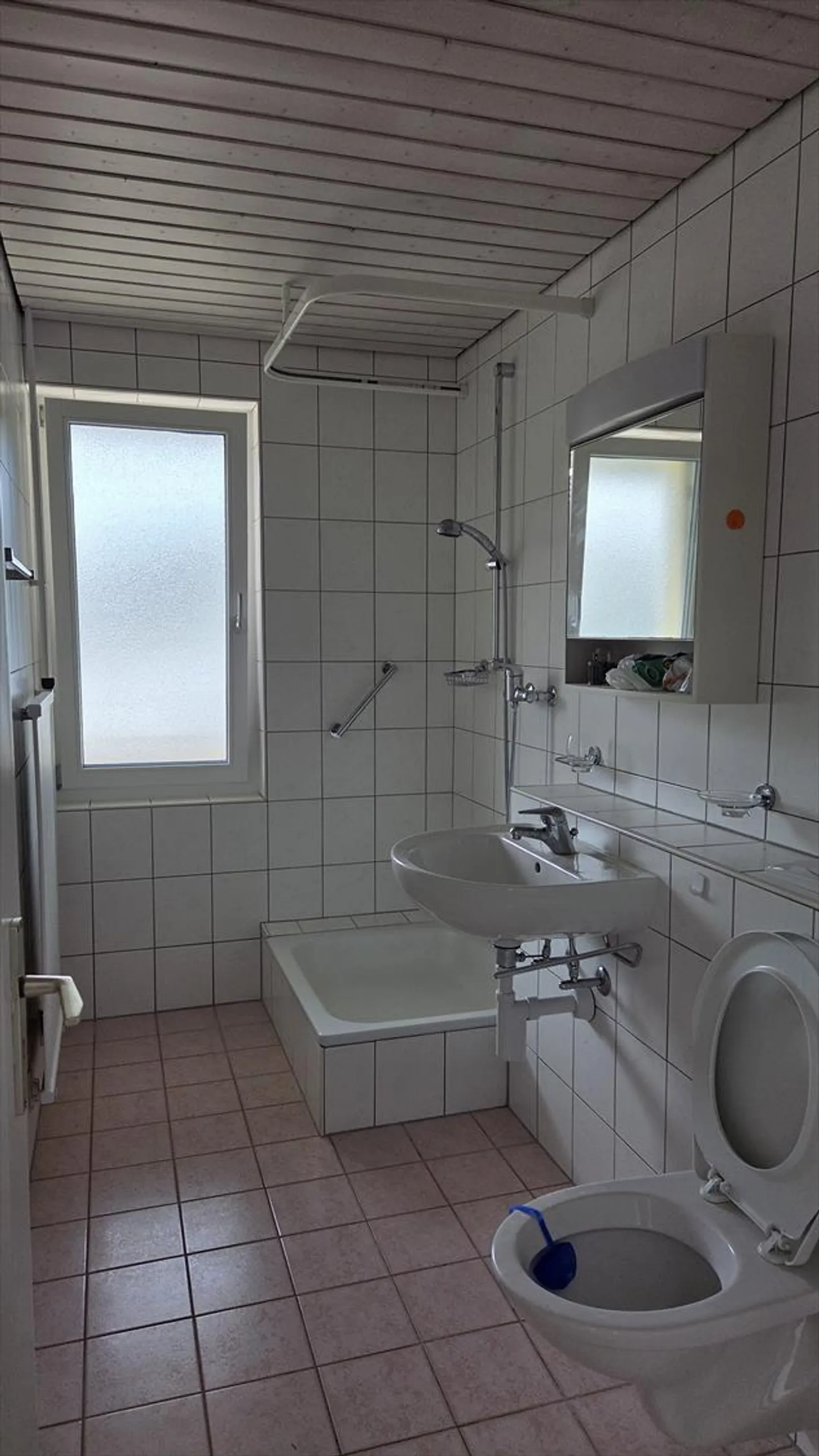 Wohnung in einem kleinen 3-stöckigen Gebäude. - Foto 7 von 11