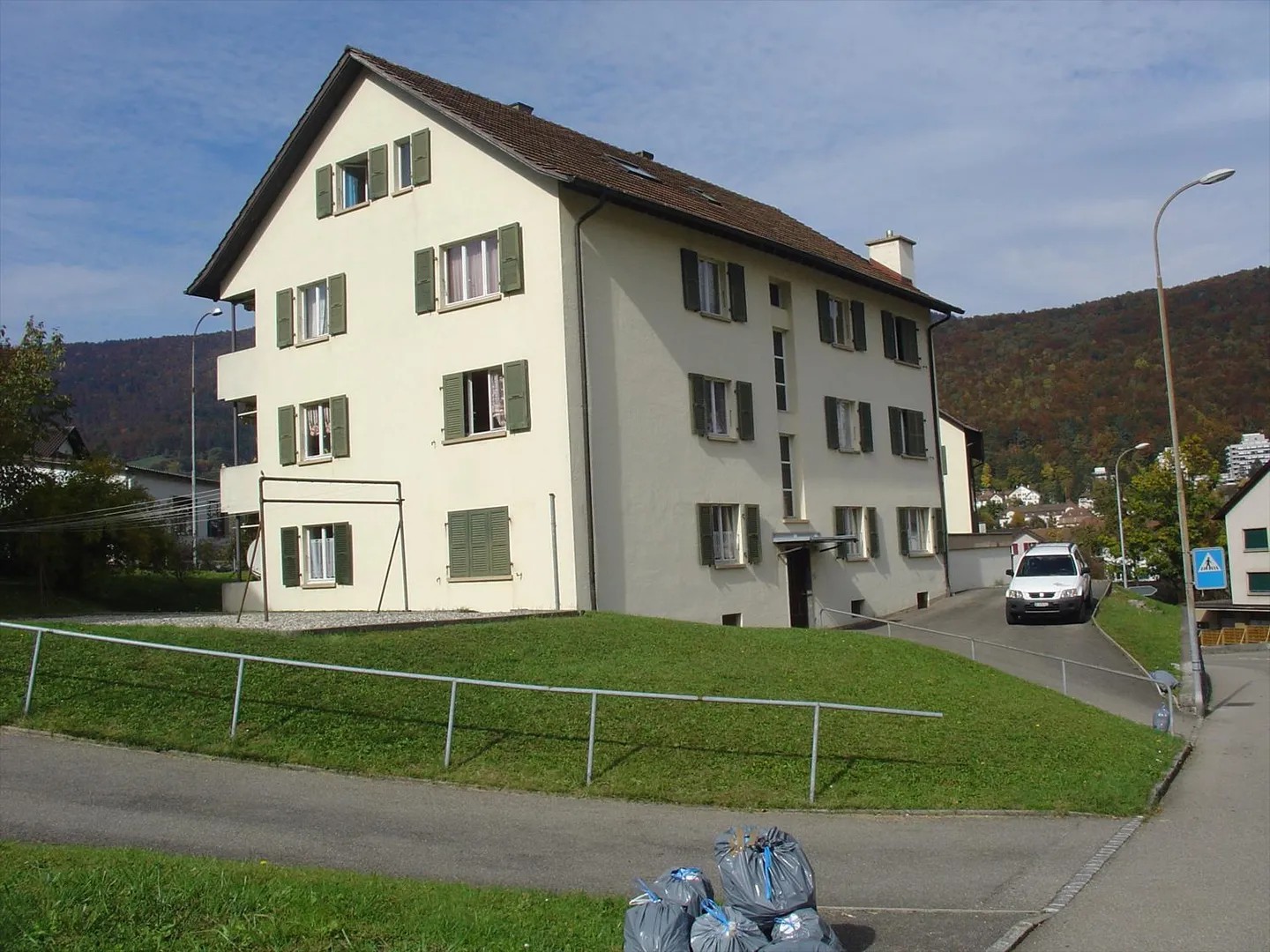 Wohnung in einem kleinen 3-stöckigen Gebäude. - Foto 10 von 11