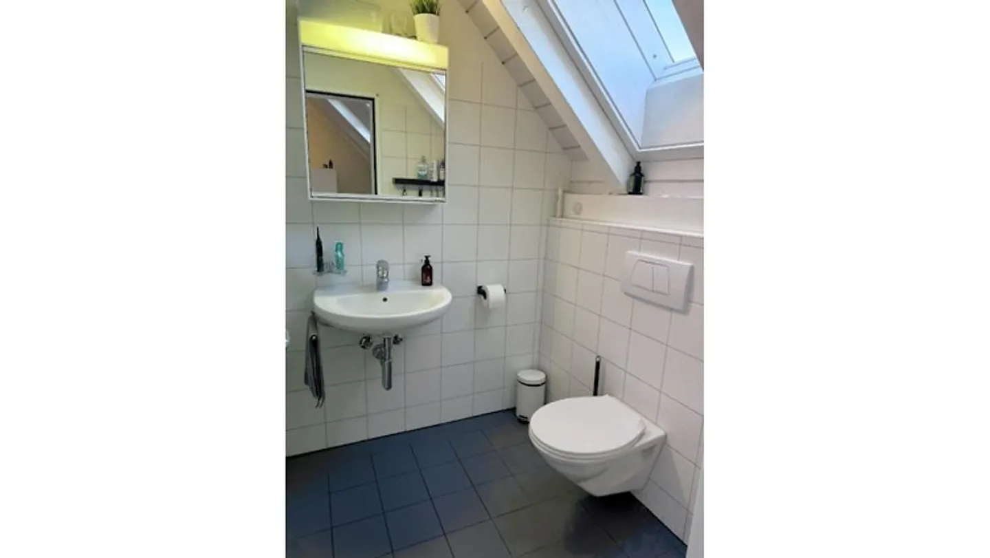 APPARTEMENT MAISONETTE 2½ CHAMBRES À WATT (ZH), MEUBLÉ, TEMPORAIRE - Photo 9 sur 10
