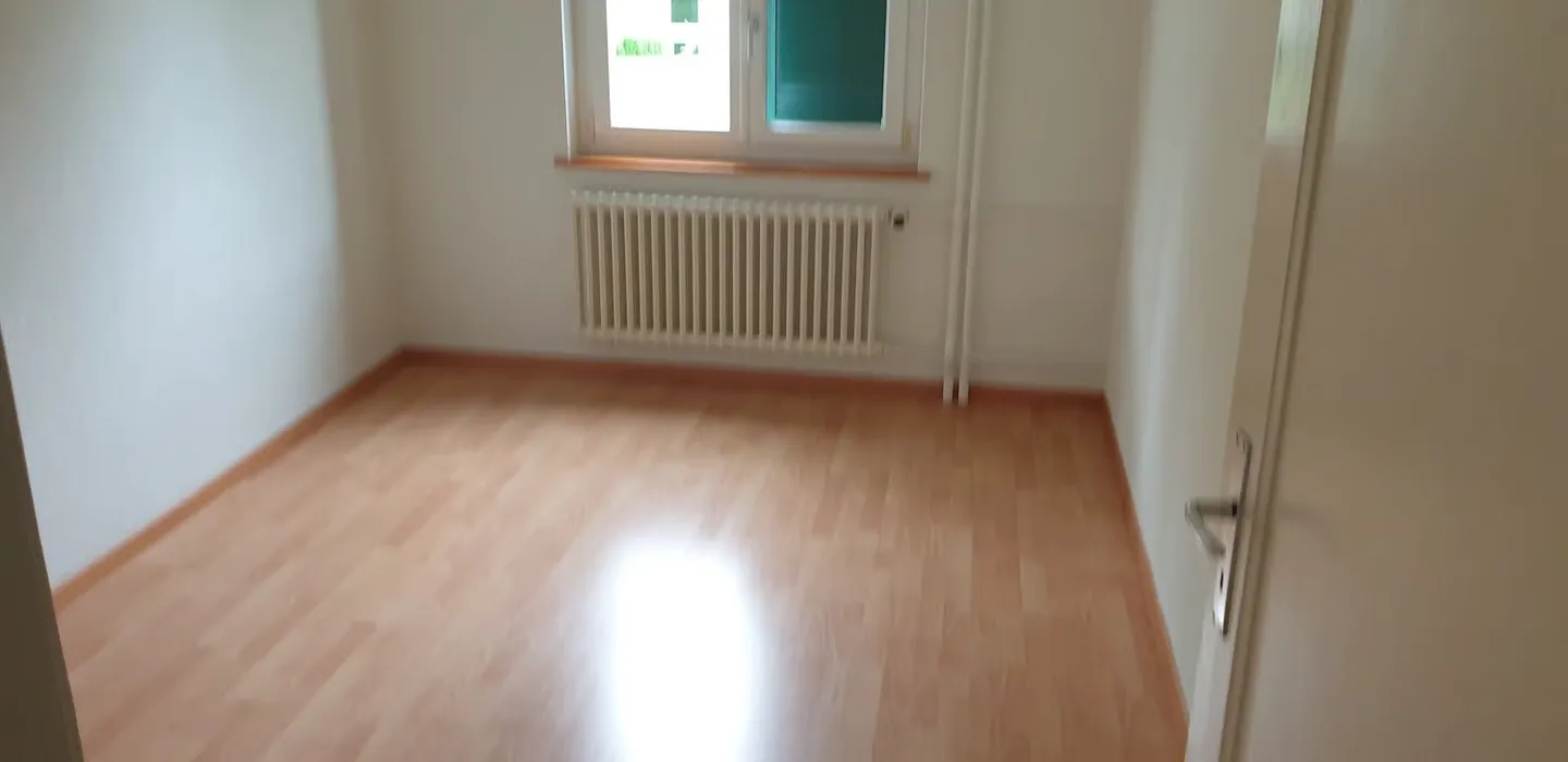 Appartamento di 3 locali con balcone - Foto 4 di 6