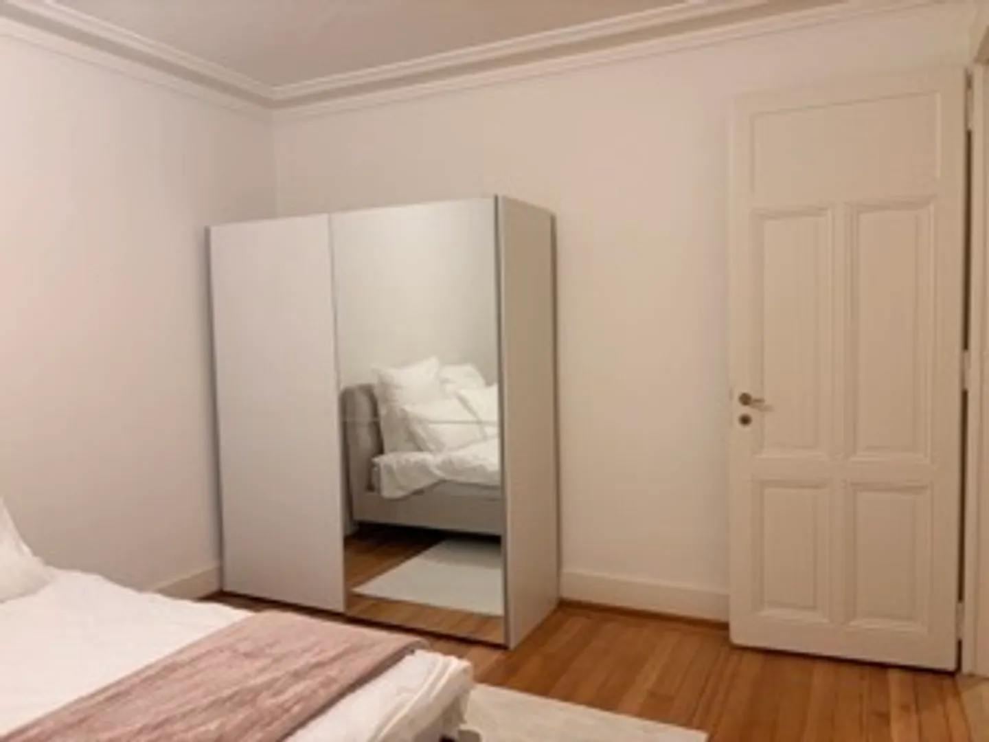 3-ZIMMER-WOHNUNG IN GENF - ZENTRUM, MÖBLIERT, BEFRISTET - Foto 4 von 8