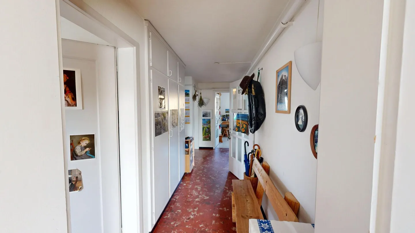 2-family house with potential in an attractive location in Wettingen - Photo 10 of 16