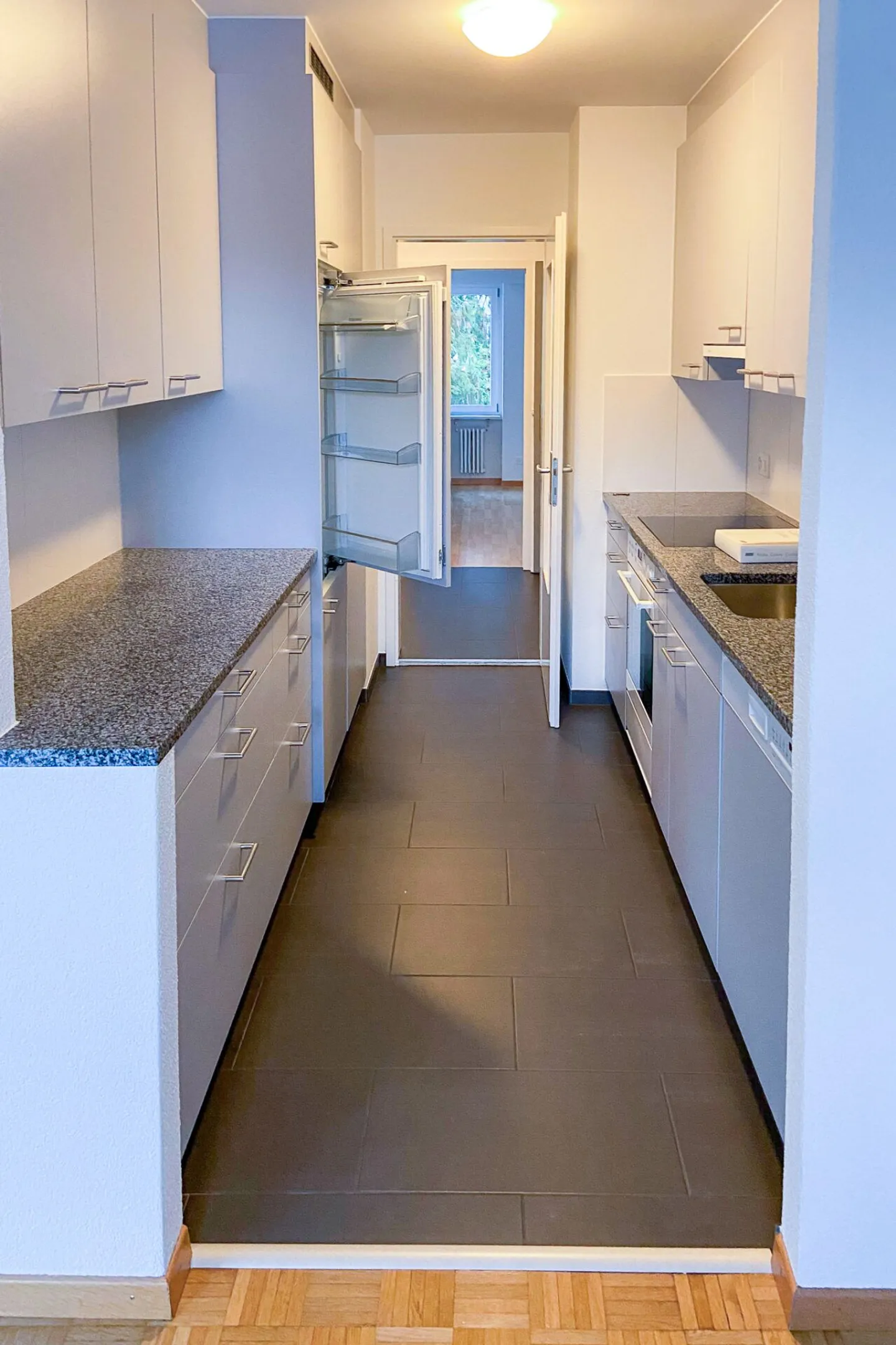 Geräumige Erdgeschosswohnung - Foto 2 von 8