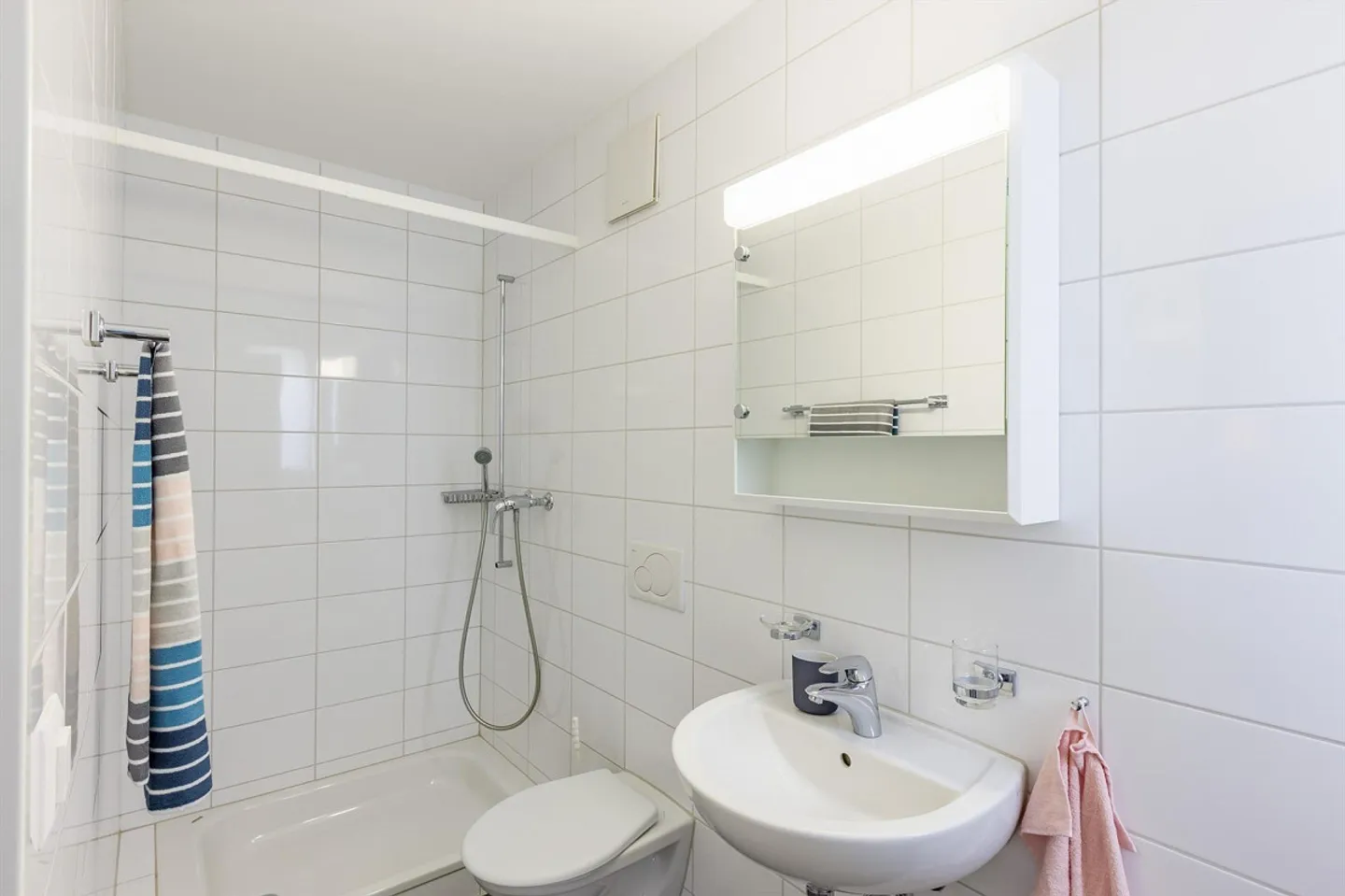 The Path to Your Happiness - Spacious Family Apartment! - Photo 8 of 12