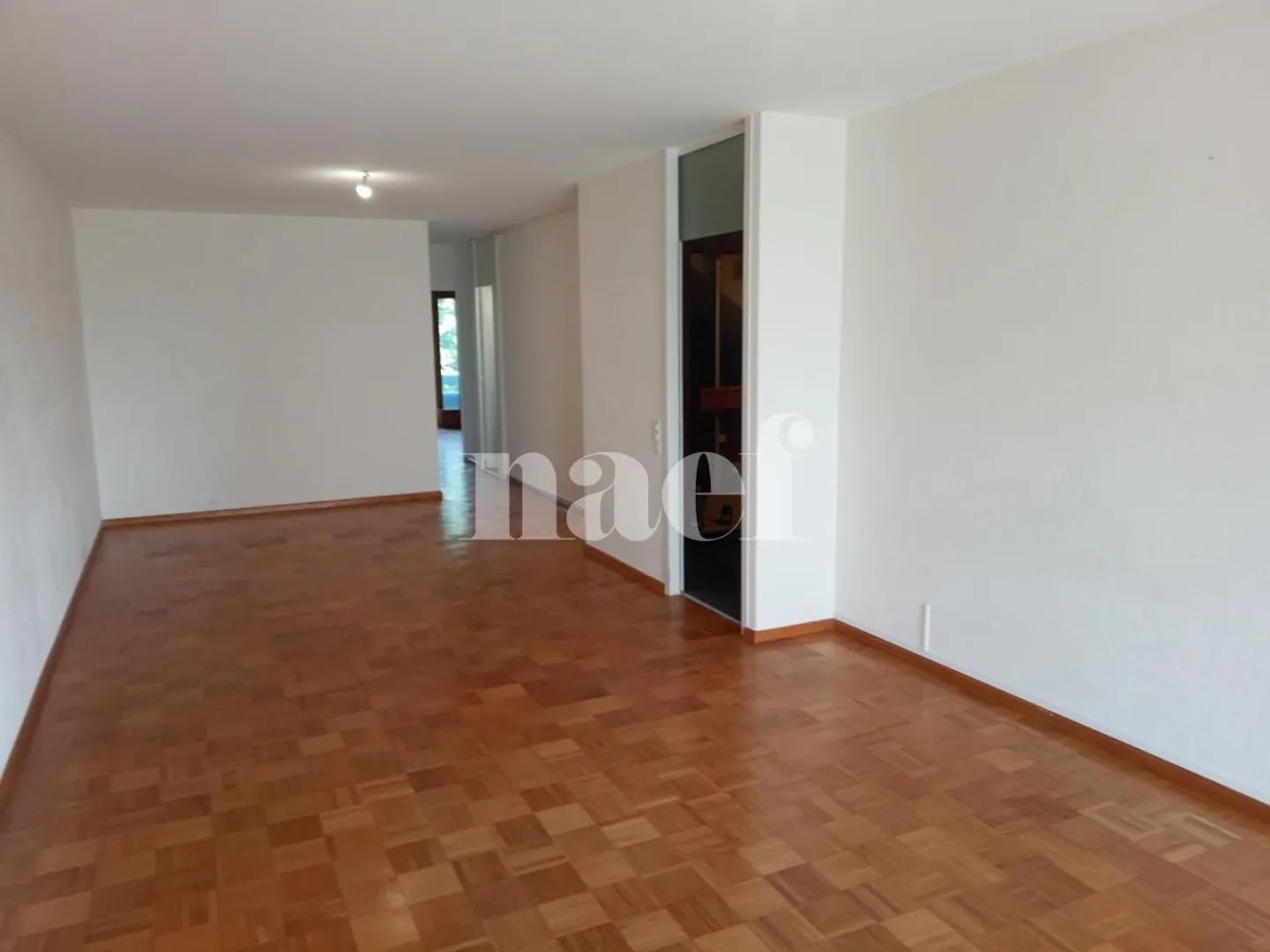 4-room apartment - Photo 2 of 8