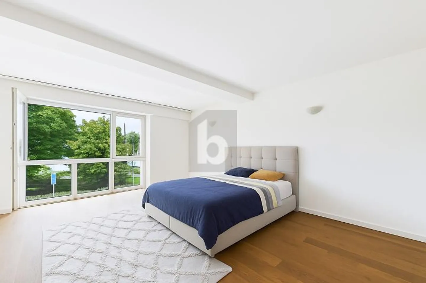 Lakeside Apartment in Montreux - Photo 2 of 6
