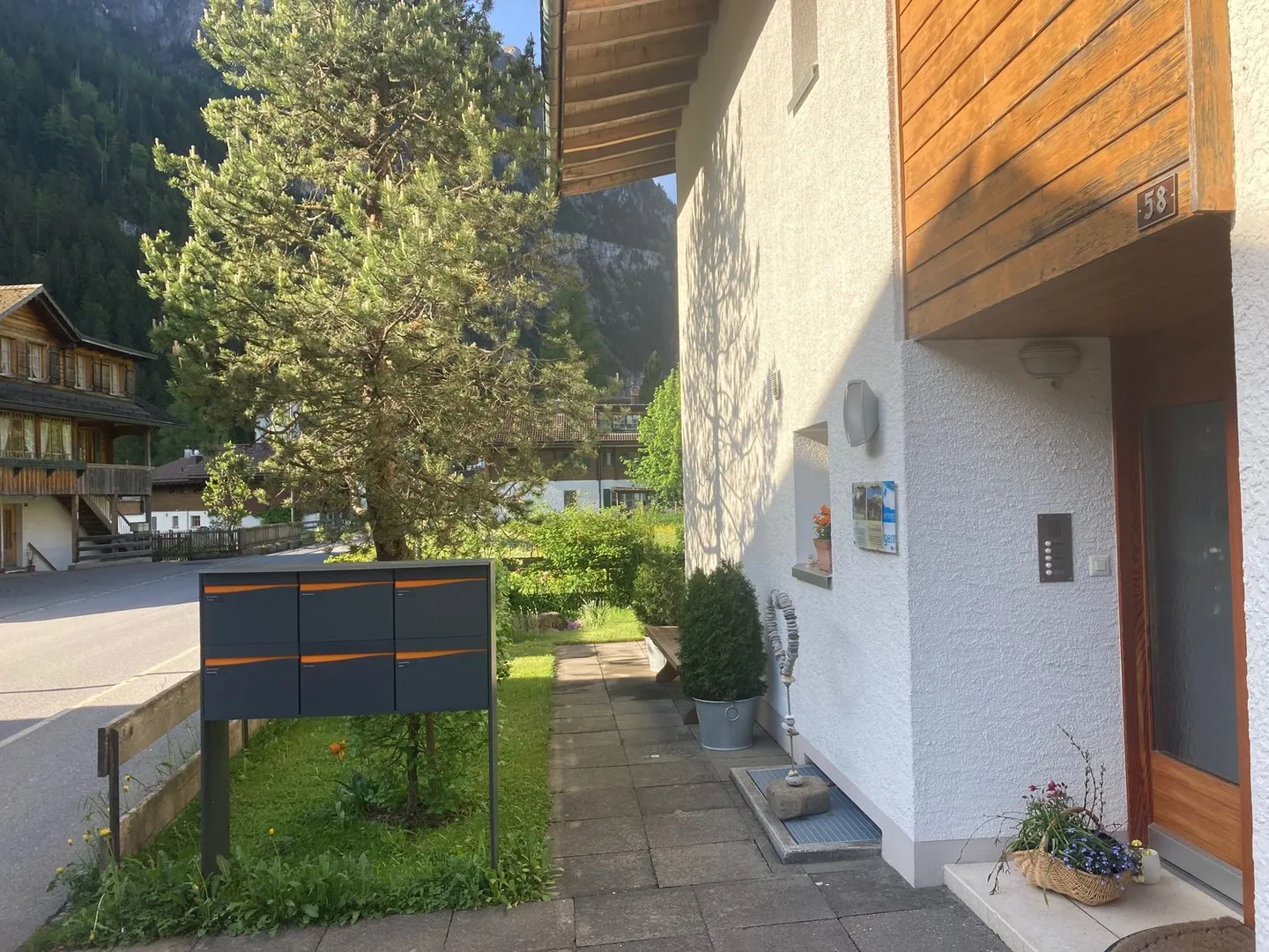 Appartement 1 chambre en demi-sous-sol - Photo 2 sur 15