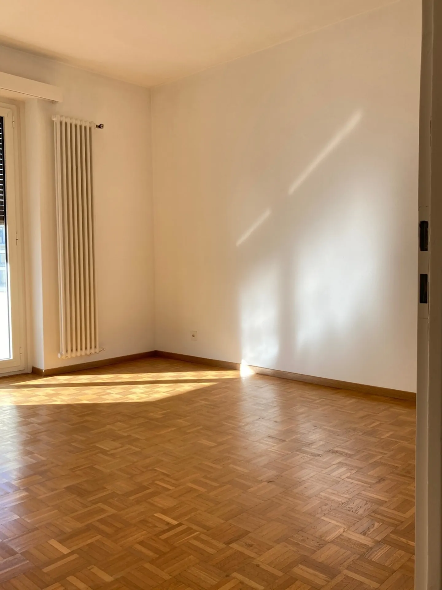 Appartamento spazioso con vista lago - Foto 8 di 10