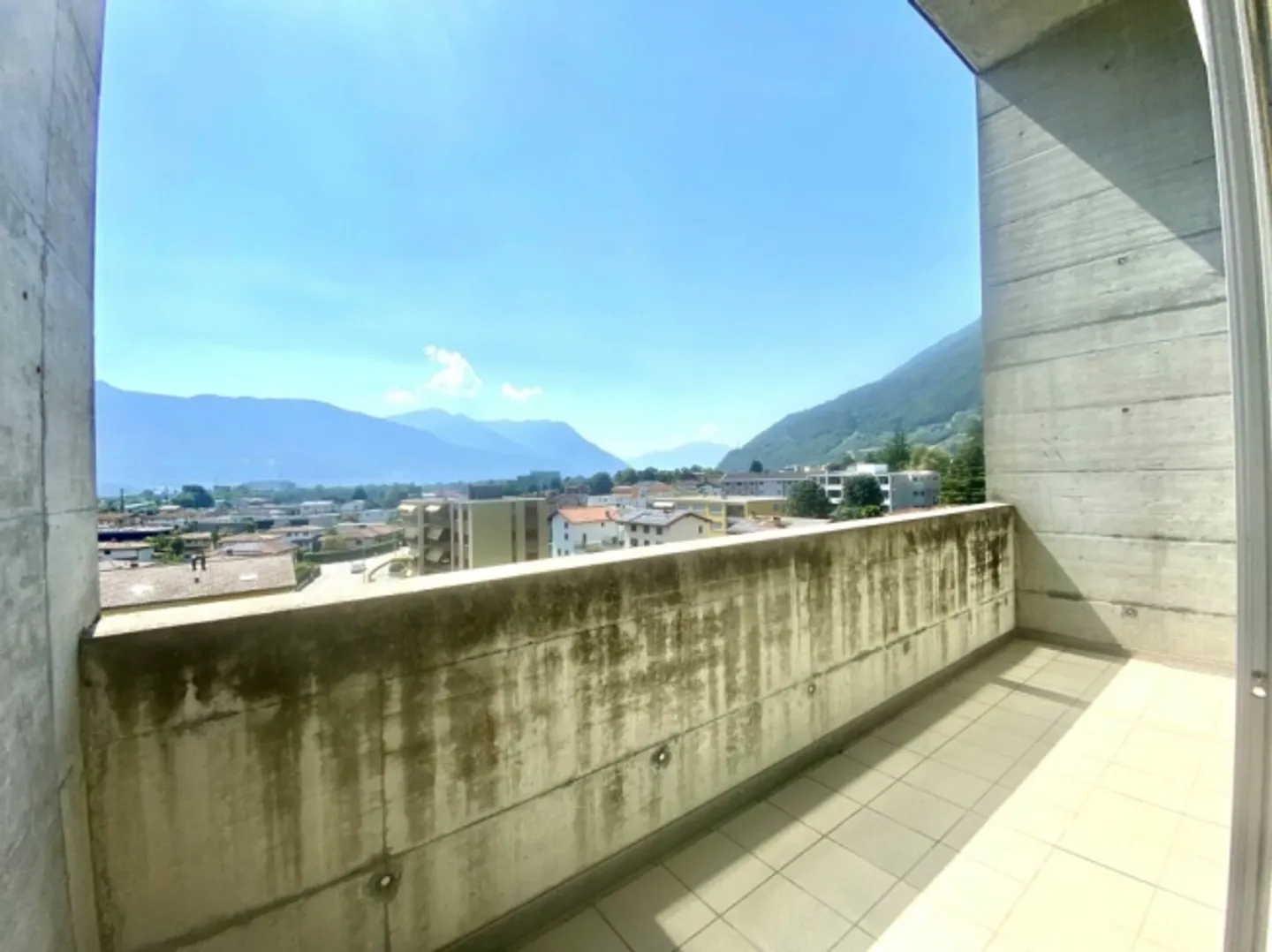 «Quartiere Moneral App. 510 - 2,5 locali completamente rinnovato» - Foto 1 di 20