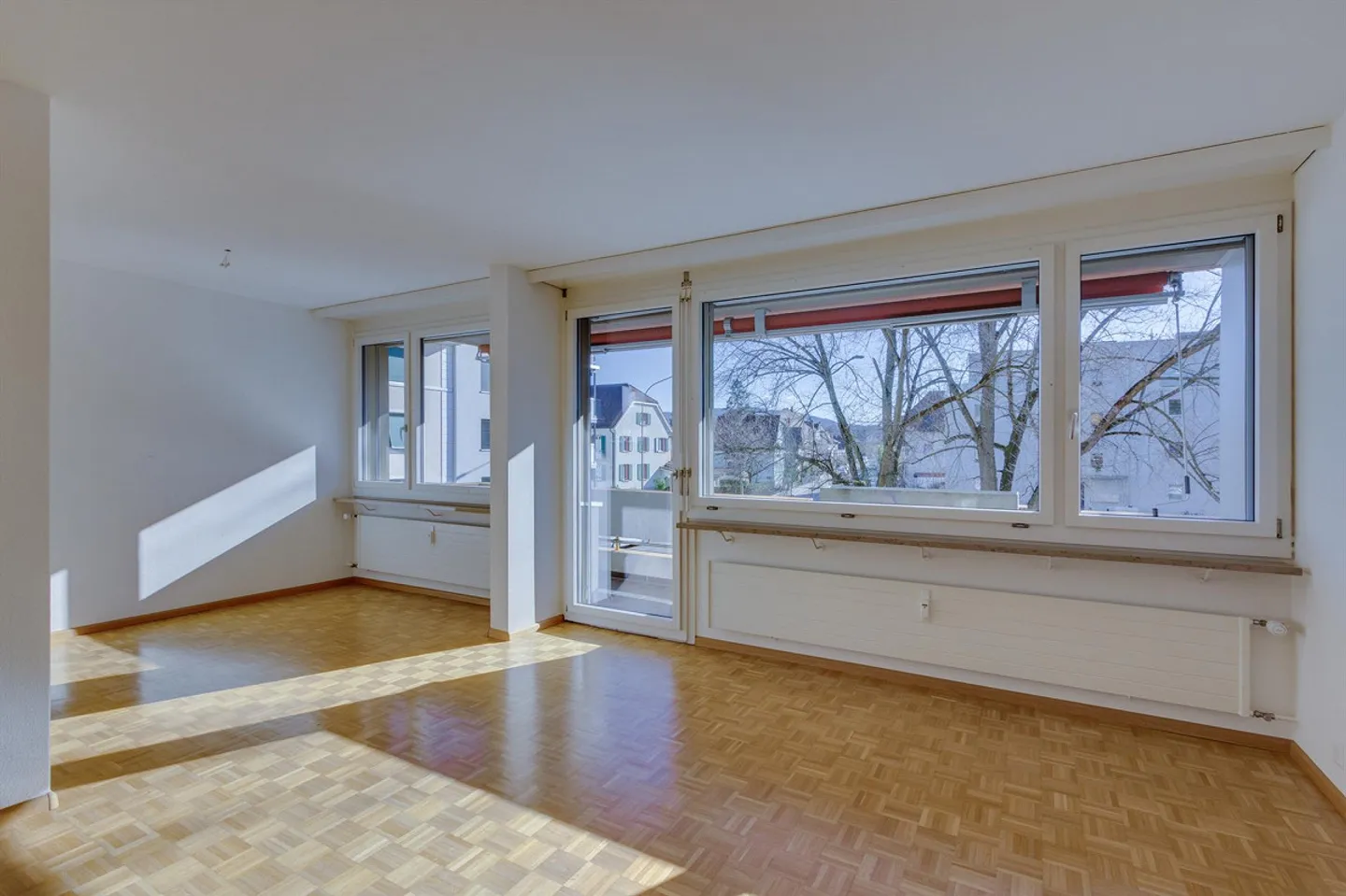 Modern living in popular property - Photo 6 of 11