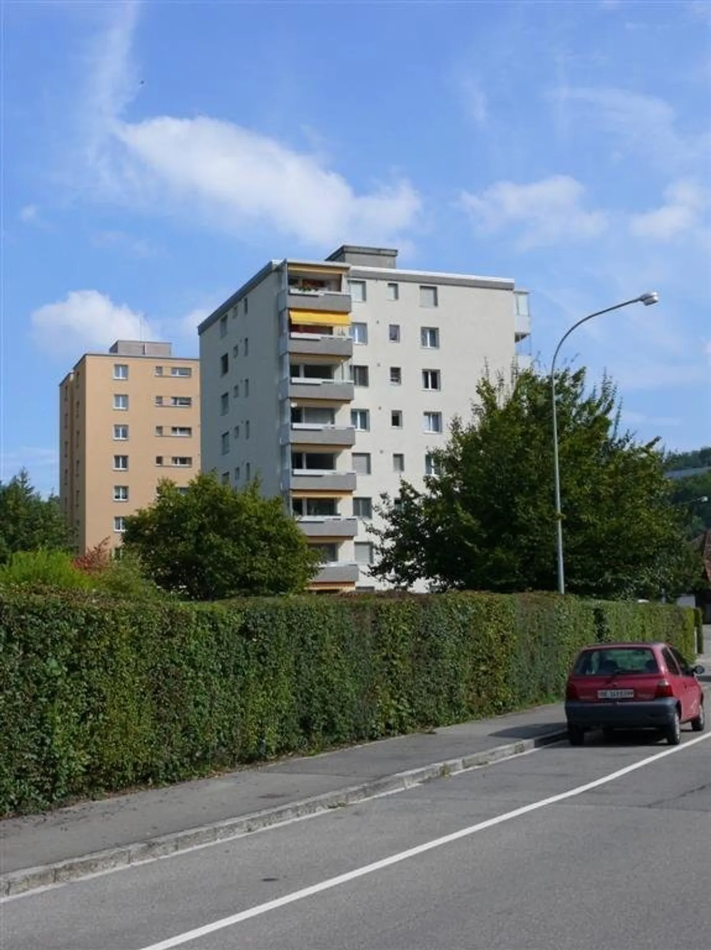 Quiet location in a well-kept residential area with plenty of greenery - Photo 2 of 10