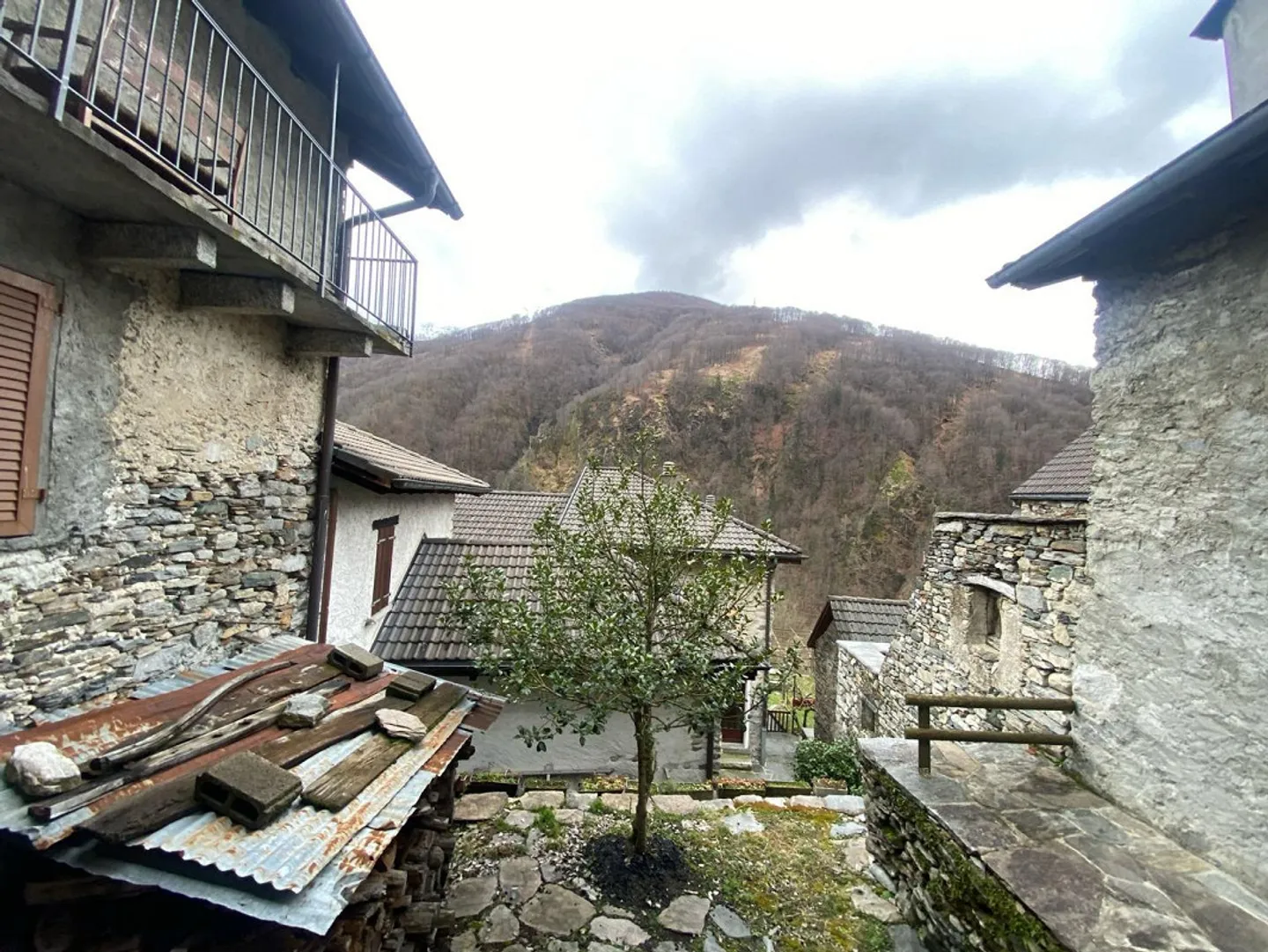 Casa di villaggio 3 1/2 camere in posizione tranquilla e centrale con vista - Foto 23 di 25