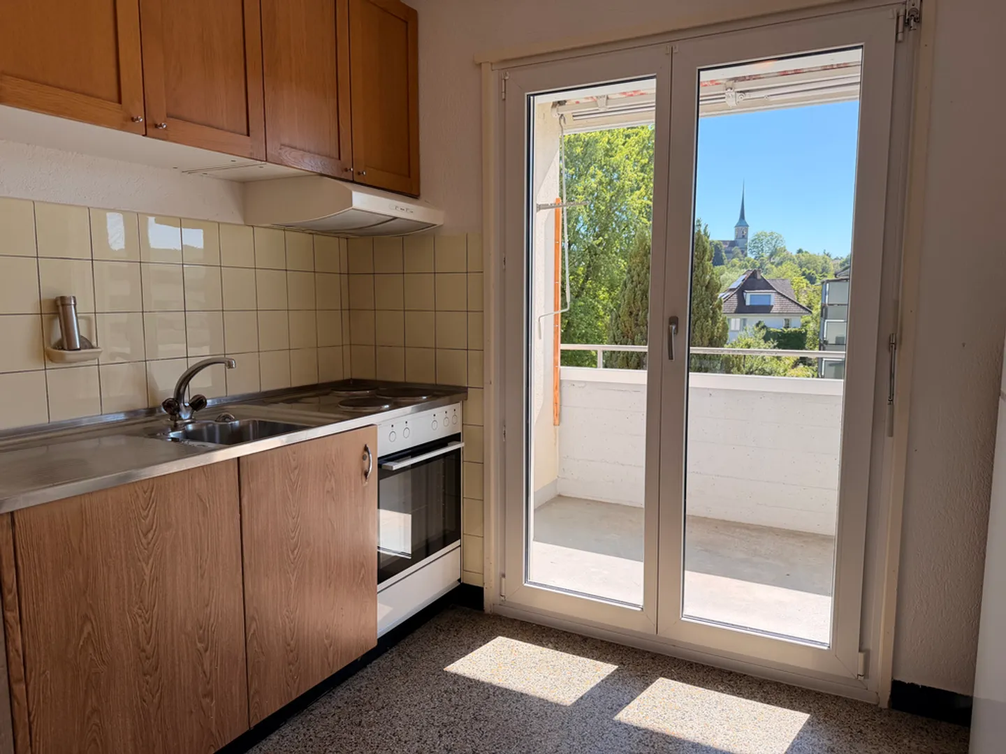 The perfect mix of tranquility and proximity to the city - Photo 3 of 10