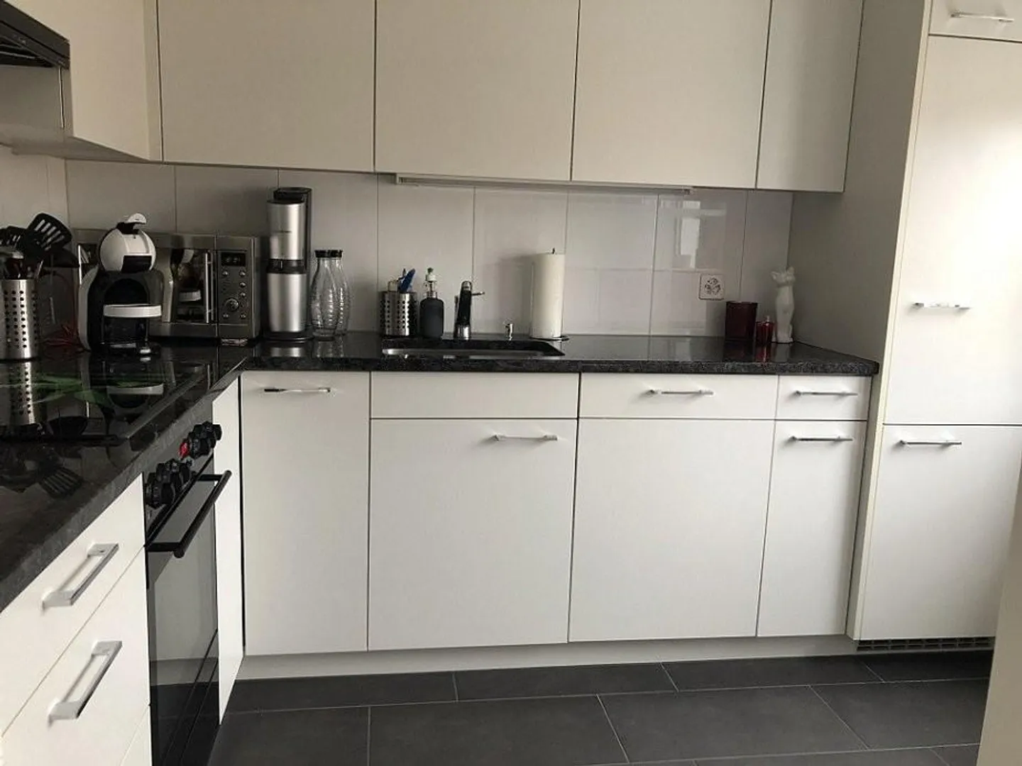 Quiet & Central Residential Location - Photo 6 of 8