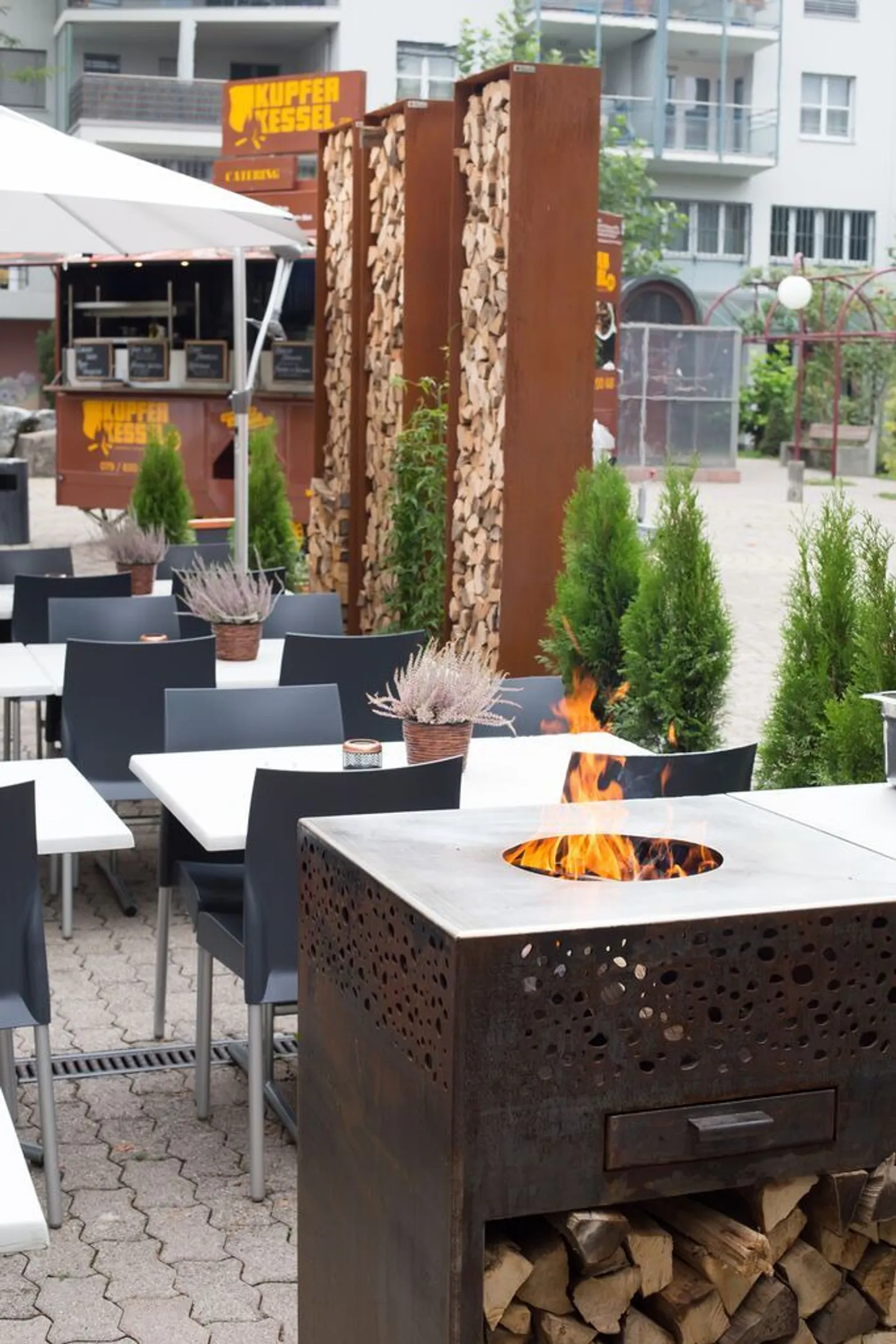 Ristorante completamente attrezzato nel centro del villaggio in affitto - Foto 6 di 6